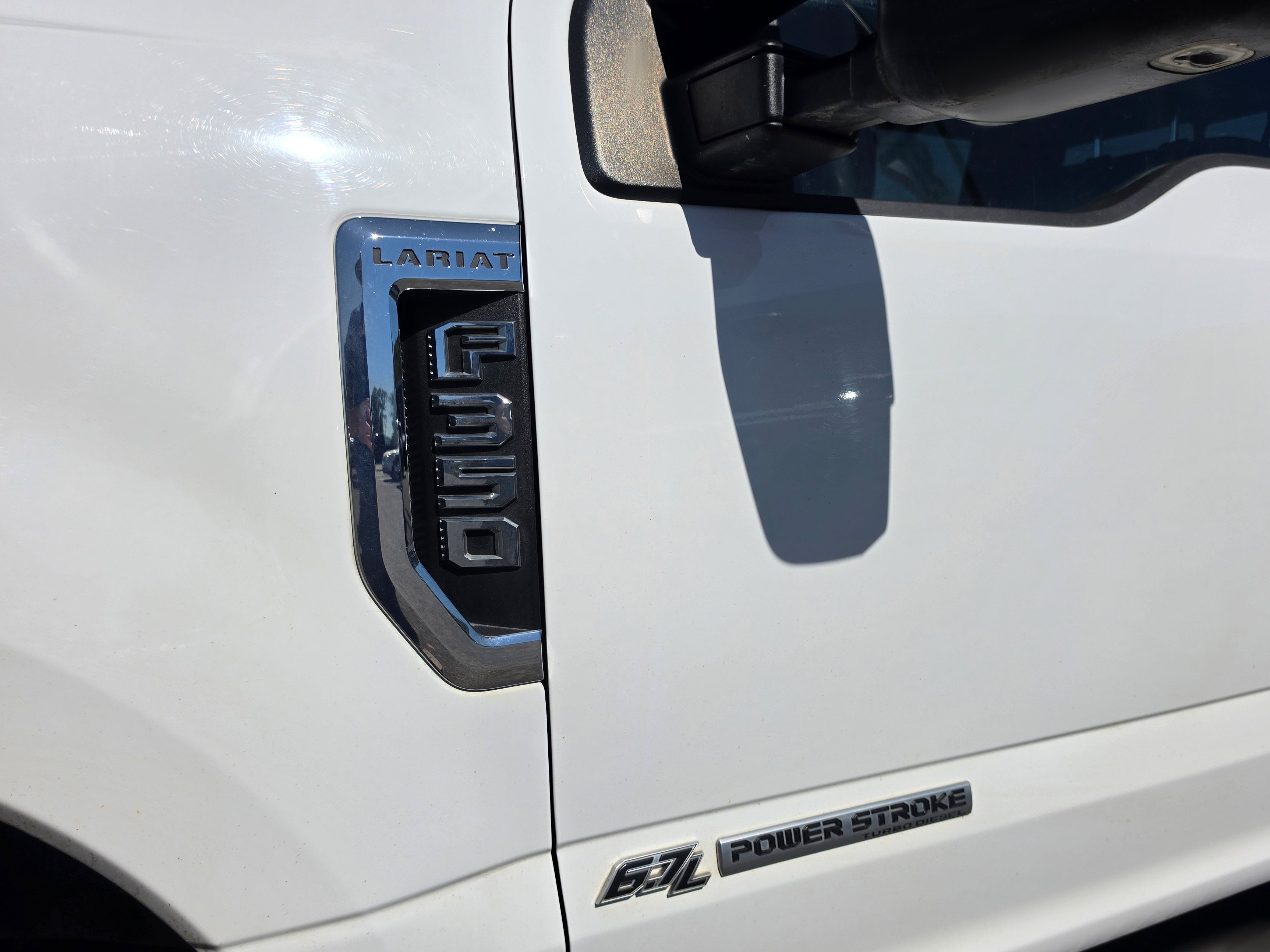 2019 Ford Super Duty F-350 DRW LARIAT