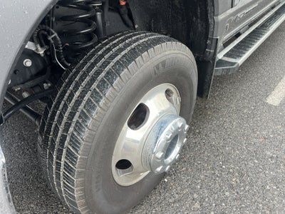 2025 Ford Super Duty F-350 DRW LARIAT