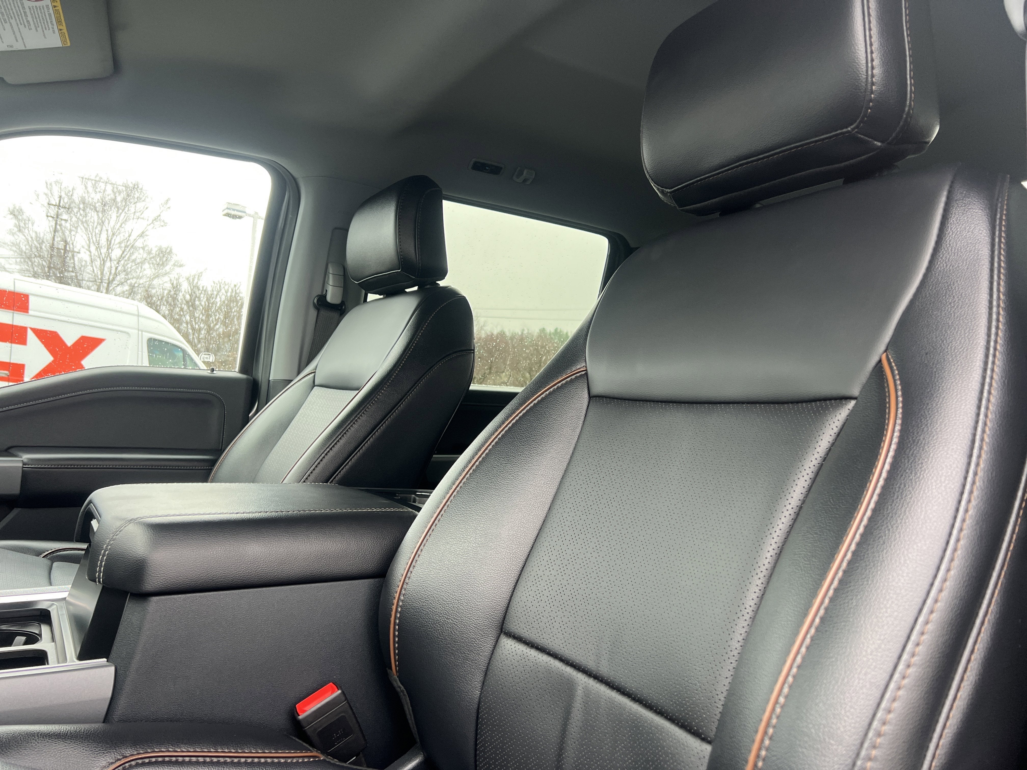 2025 Ford Super Duty F-350 DRW LARIAT