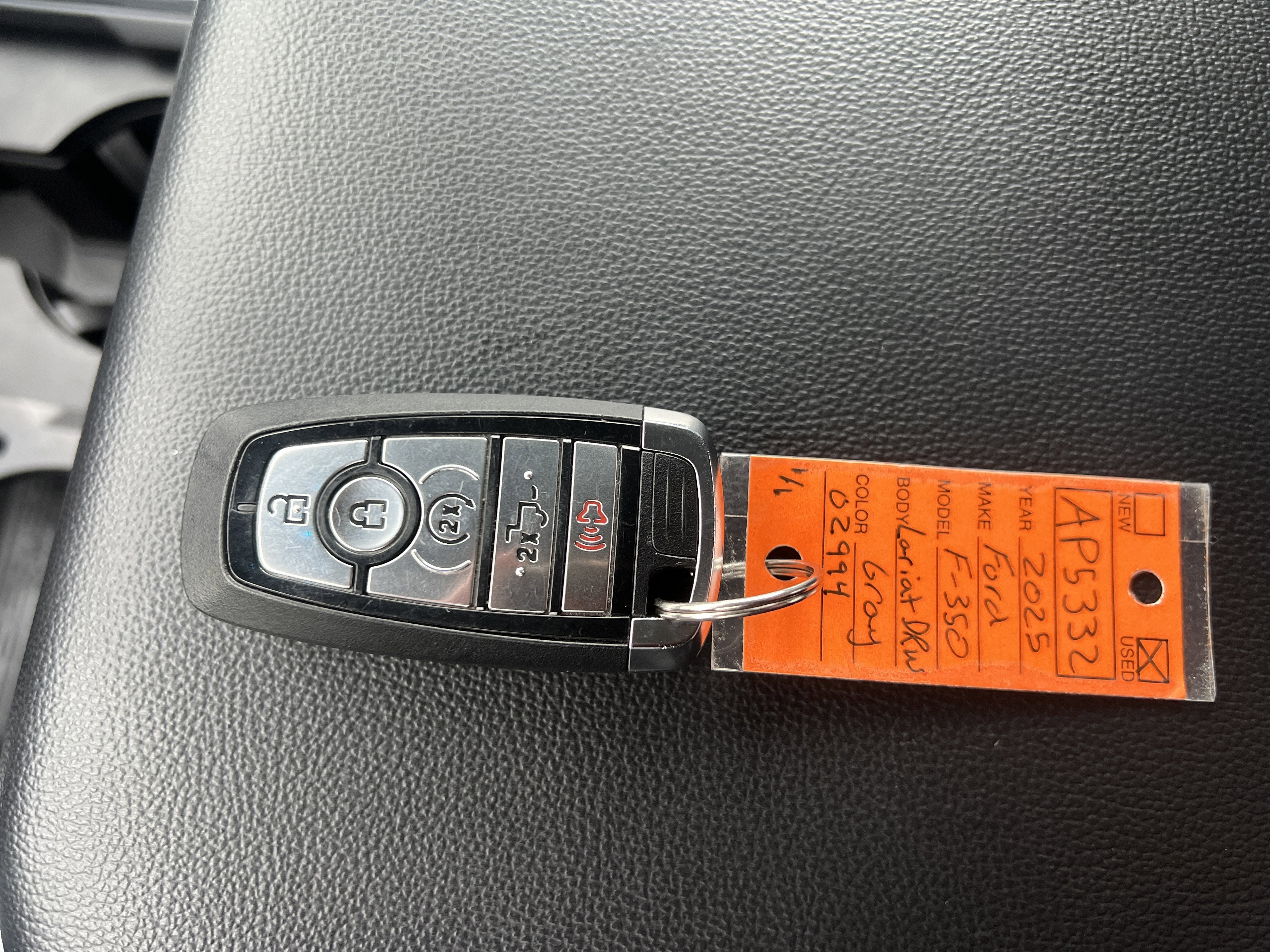 2025 Ford Super Duty F-350 DRW LARIAT