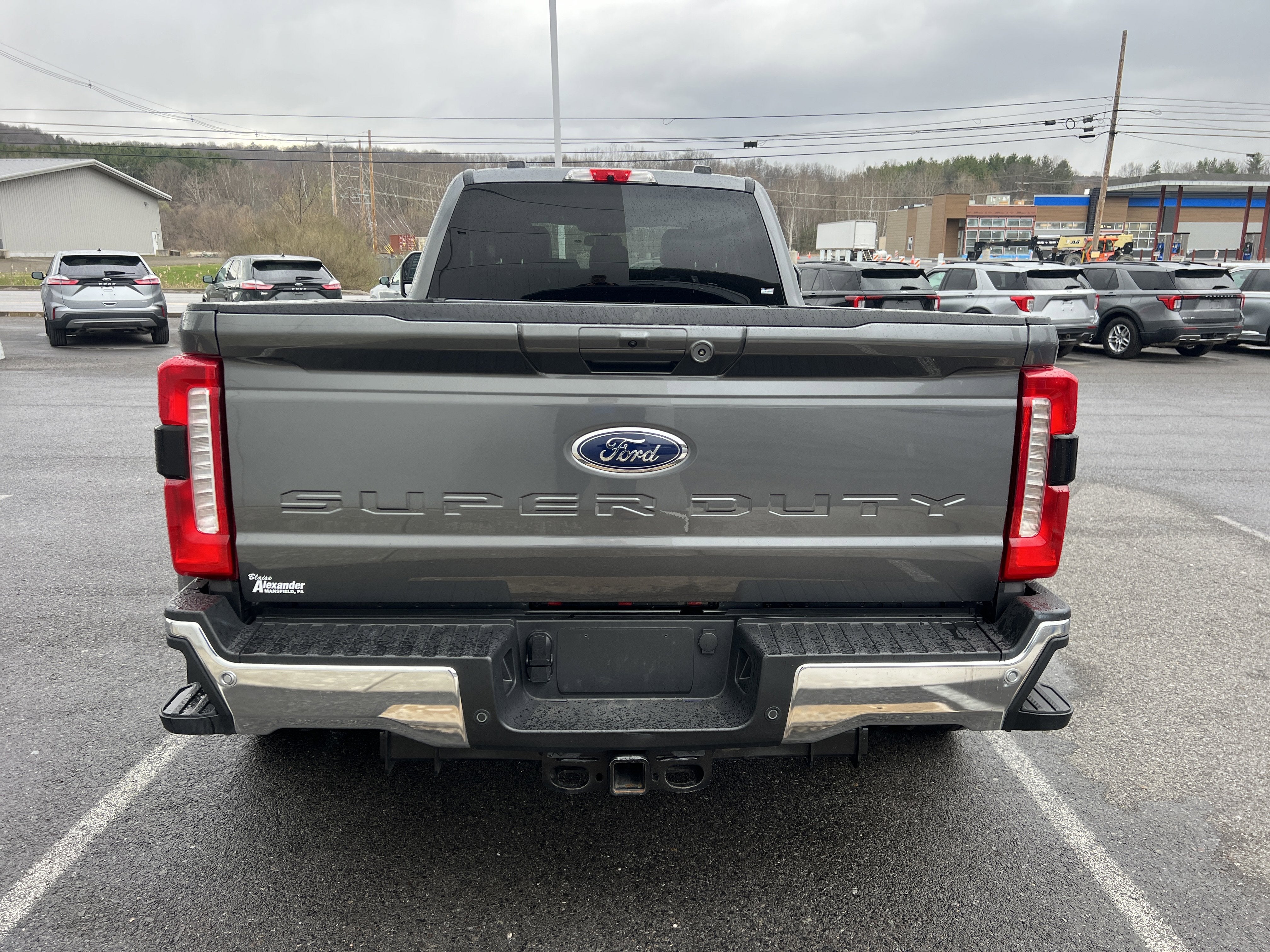 2025 Ford Super Duty F-350 DRW LARIAT