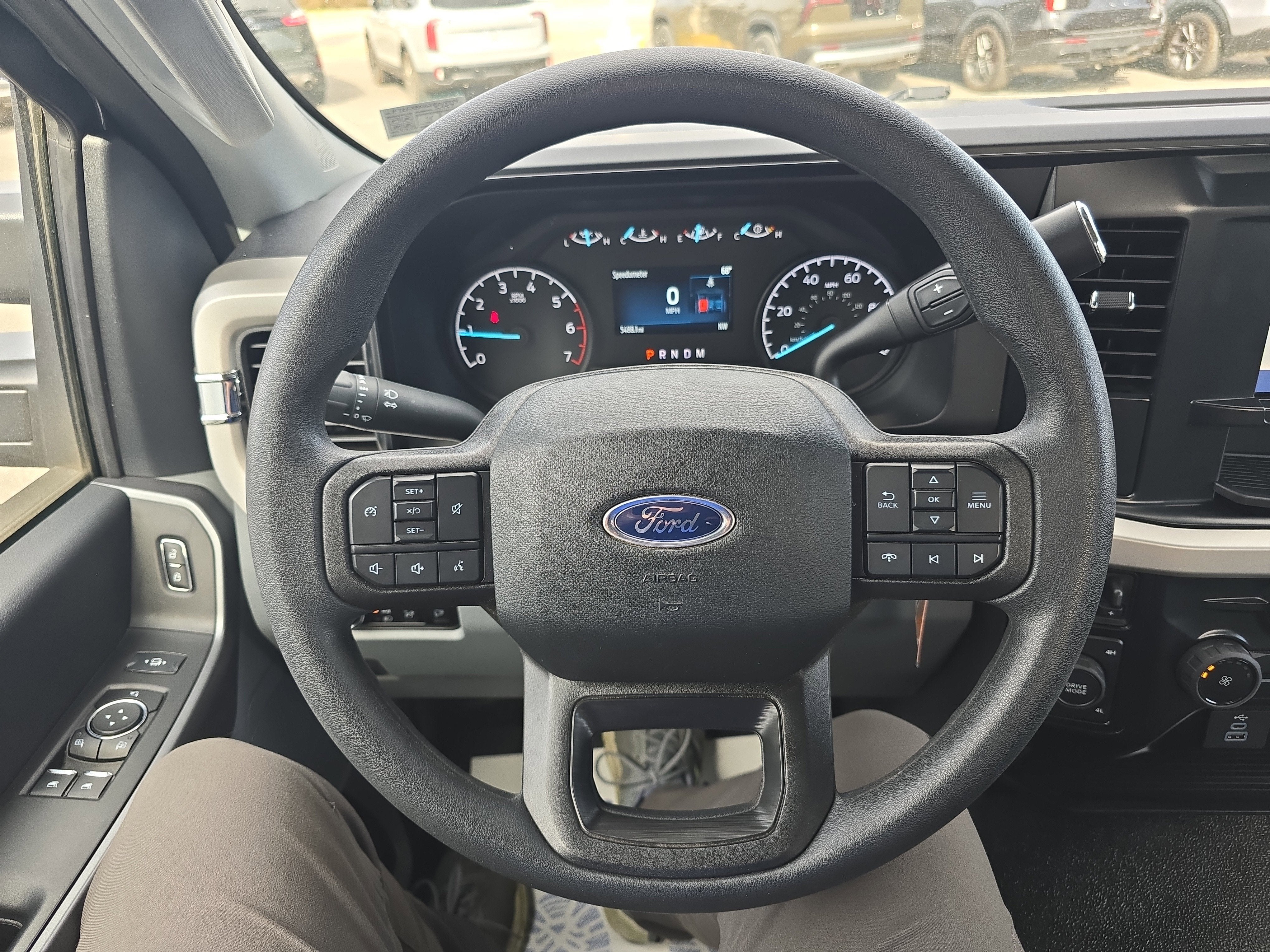 2025 Ford Super Duty F-350 SRW XLT