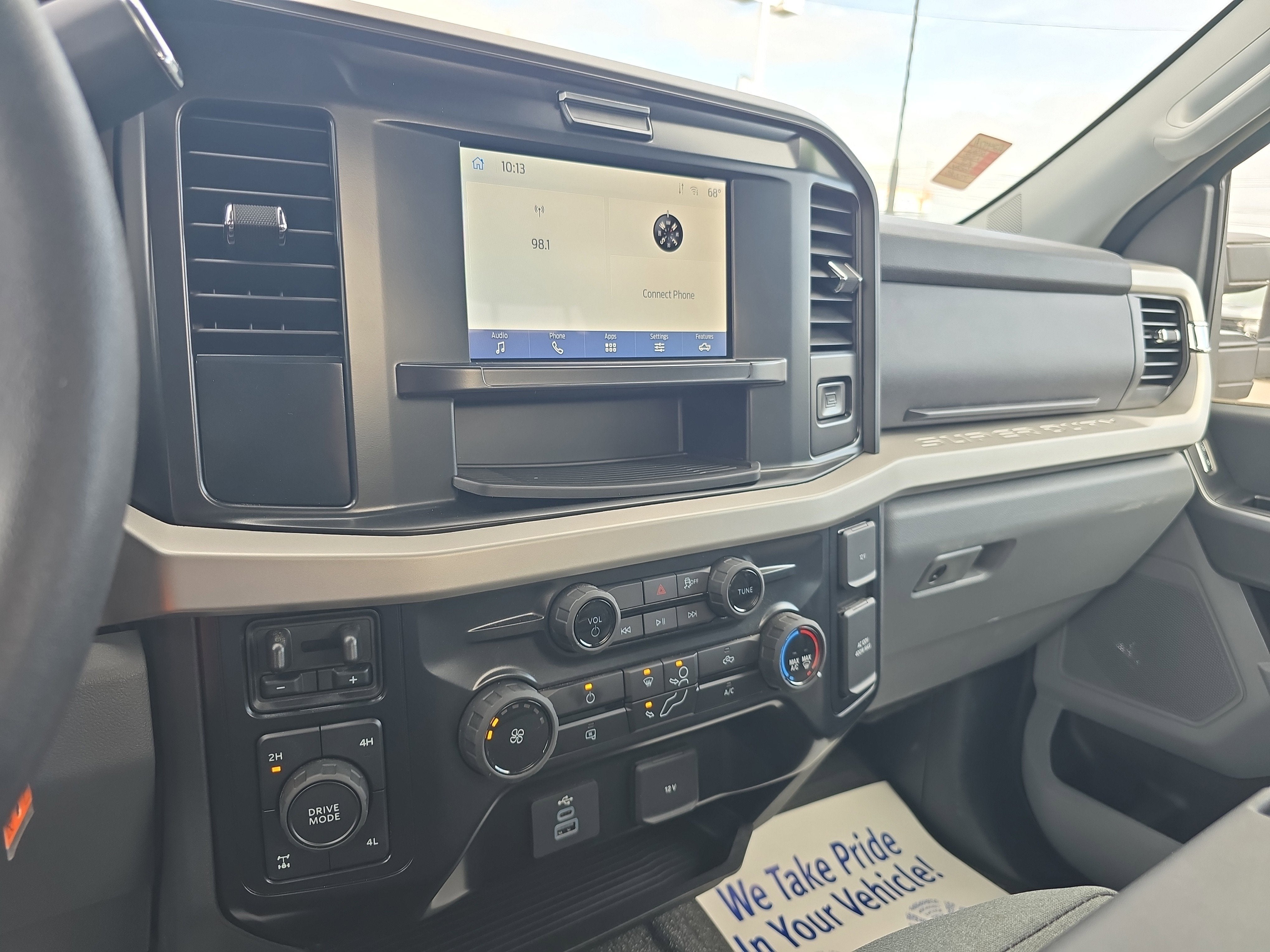 2025 Ford Super Duty F-350 SRW XLT