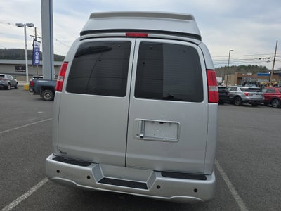 2021 Chevrolet Express Passenger LS