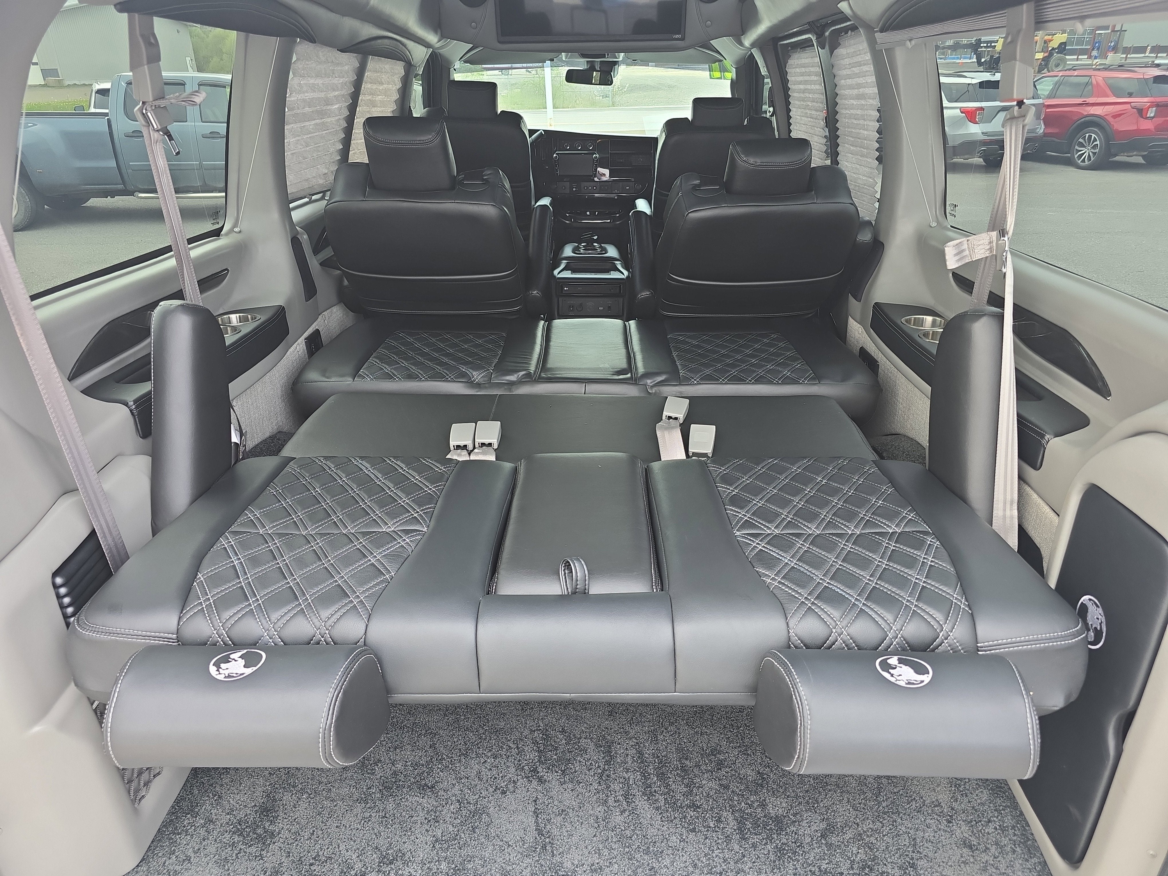 2021 Chevrolet Express Passenger LS