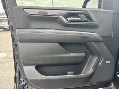 2025 GMC Yukon Elevation