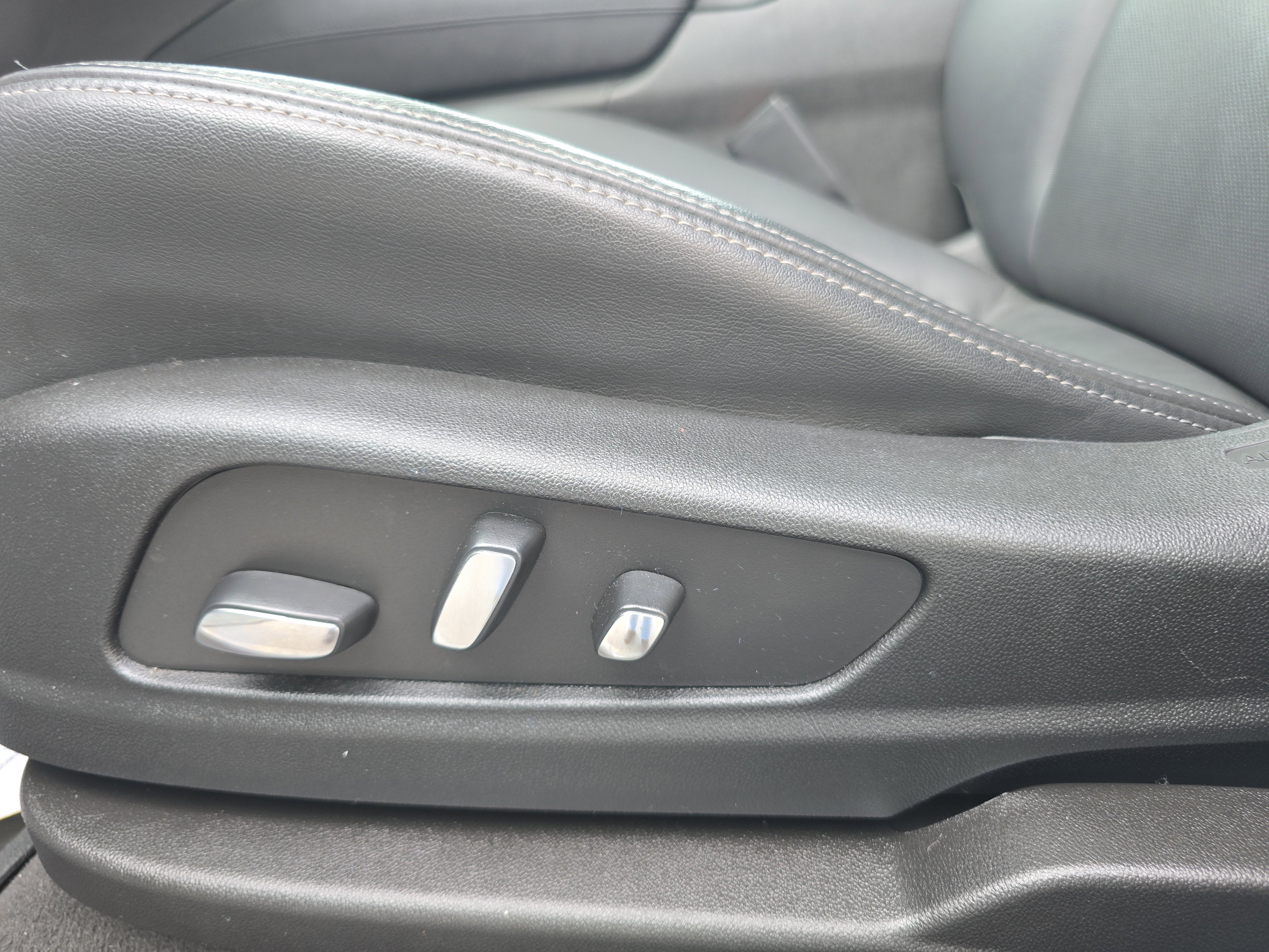 2024 Cadillac XT6 AWD Sport