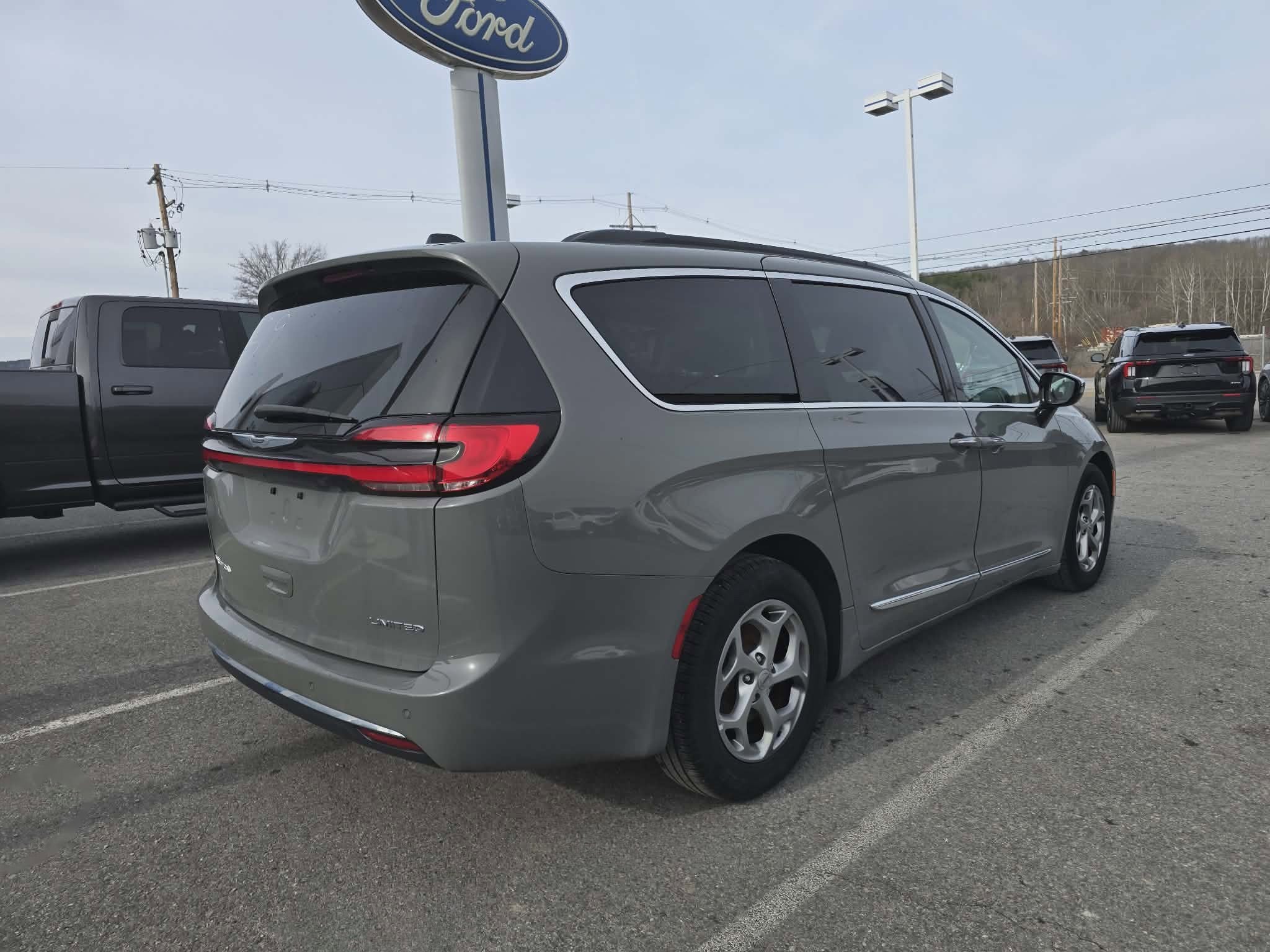 2023 Chrysler Pacifica Limited