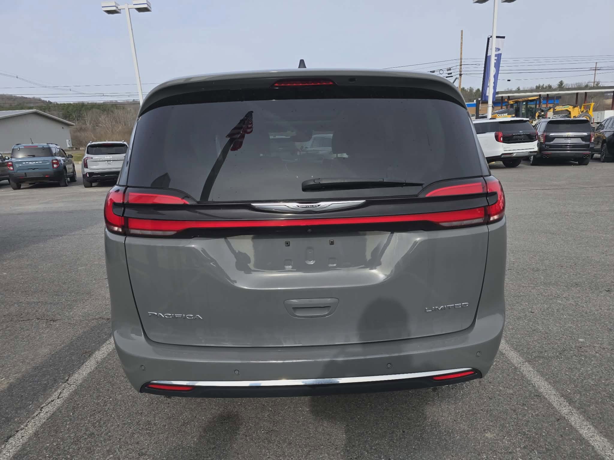 2023 Chrysler Pacifica Limited