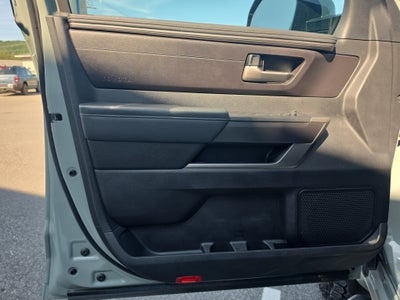 2023 Toyota Tundra 4WD SR5