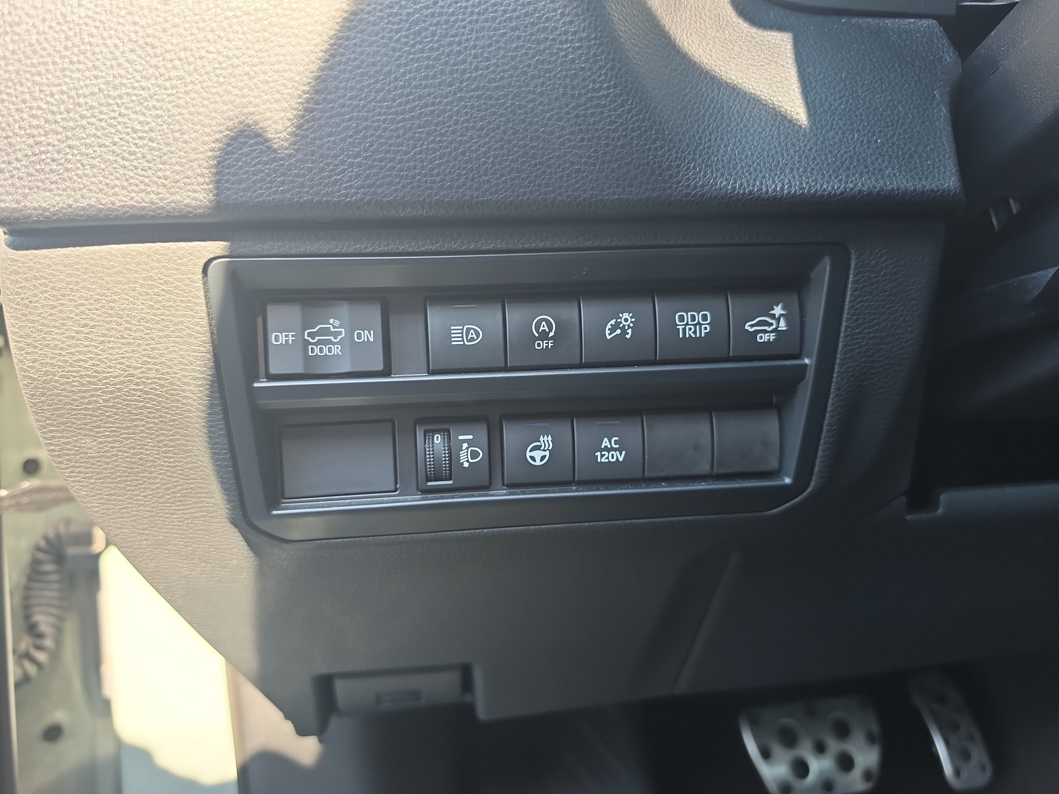 2023 Toyota Tundra 4WD SR5