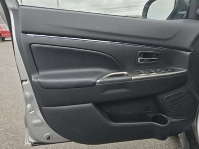 2025 Mitsubishi Outlander Sport SE