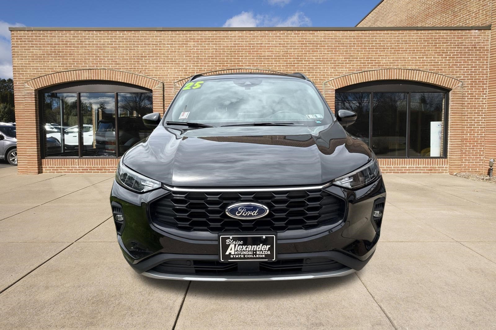2025 Ford Escape ST-Line Select