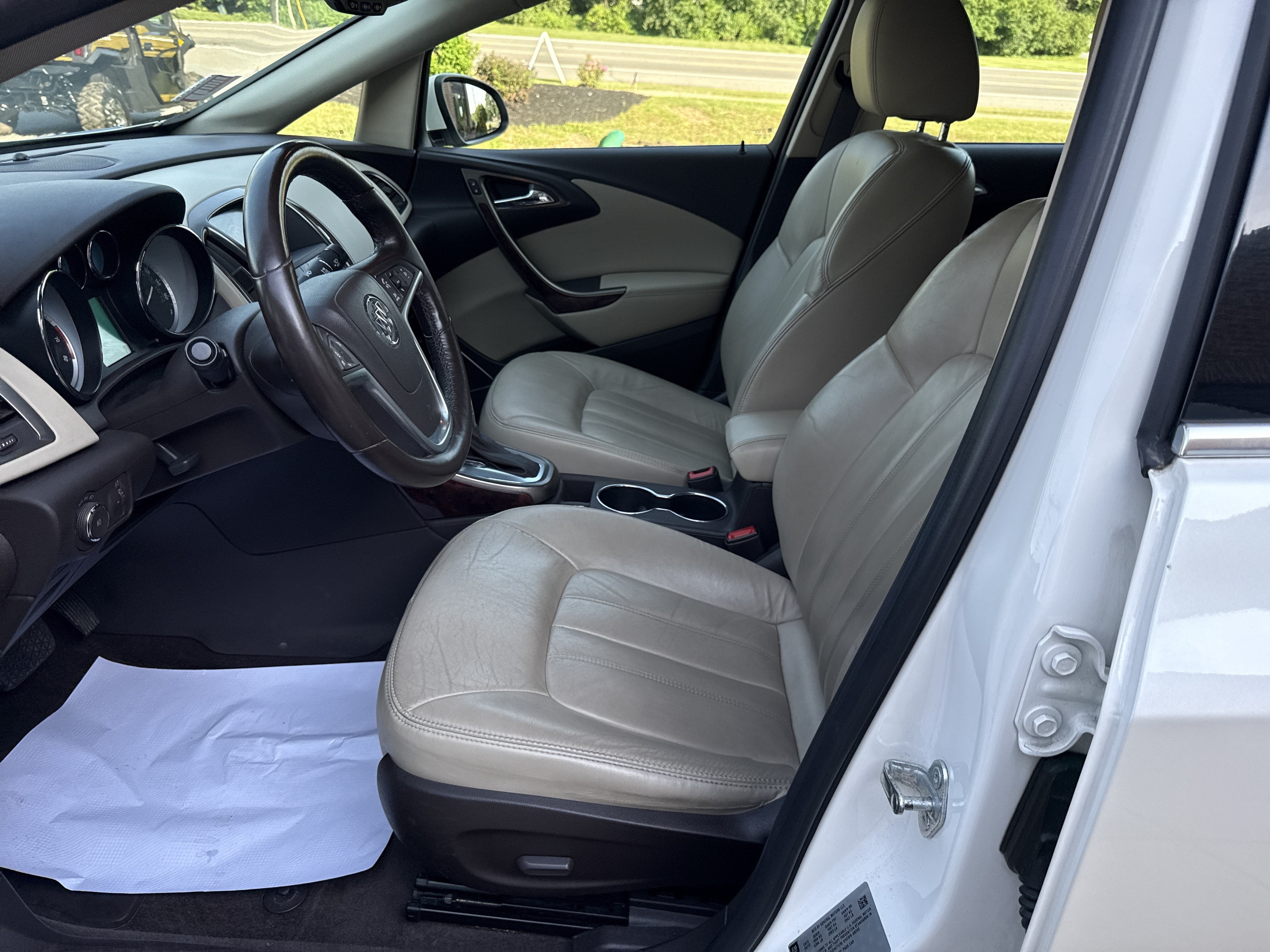 2014 Buick Verano Leather Group