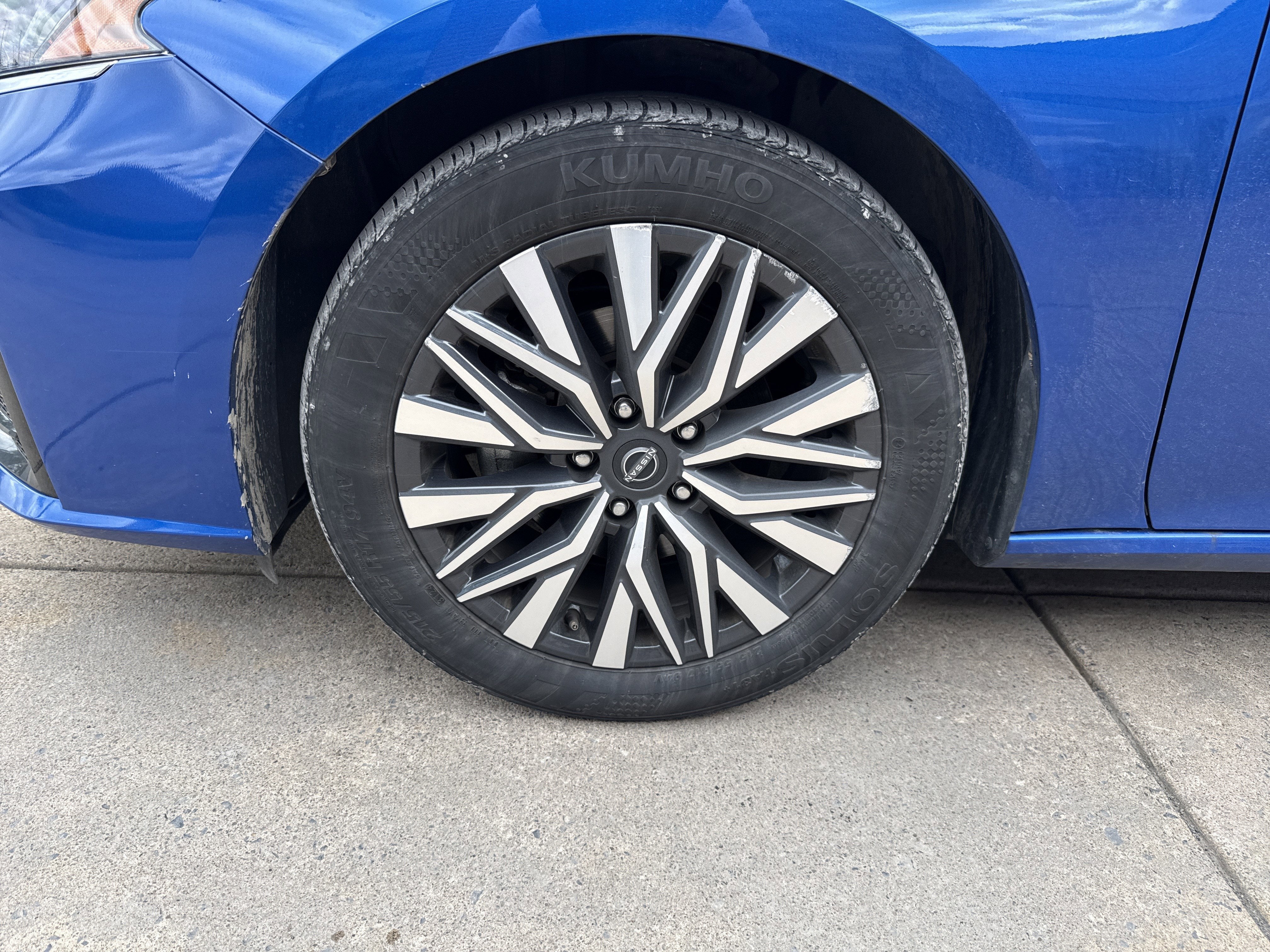 2025 Nissan Altima SV
