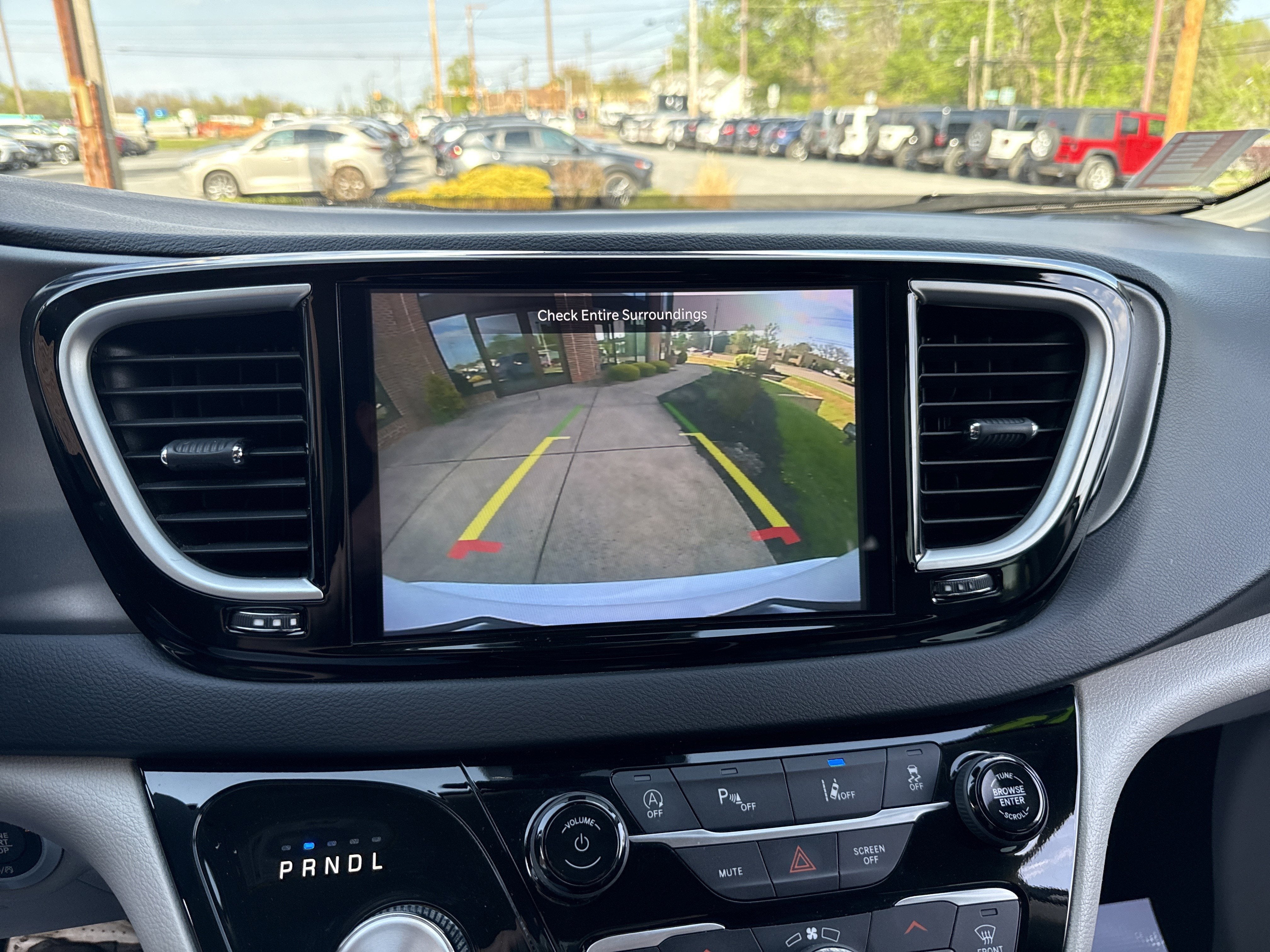 2023 Chrysler Pacifica Touring L