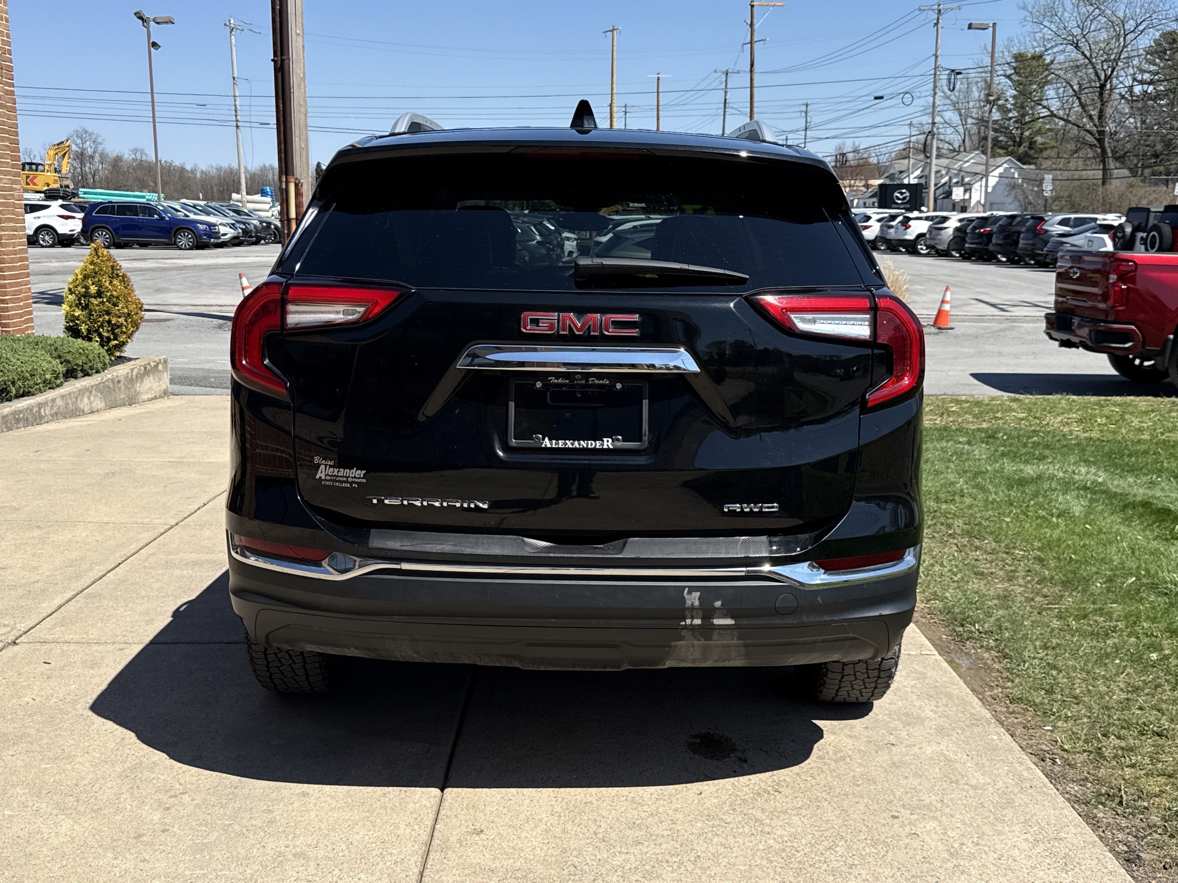 2024 GMC Terrain SLT