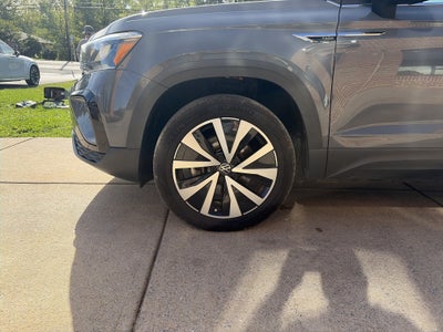 2022 Volkswagen Taos SE