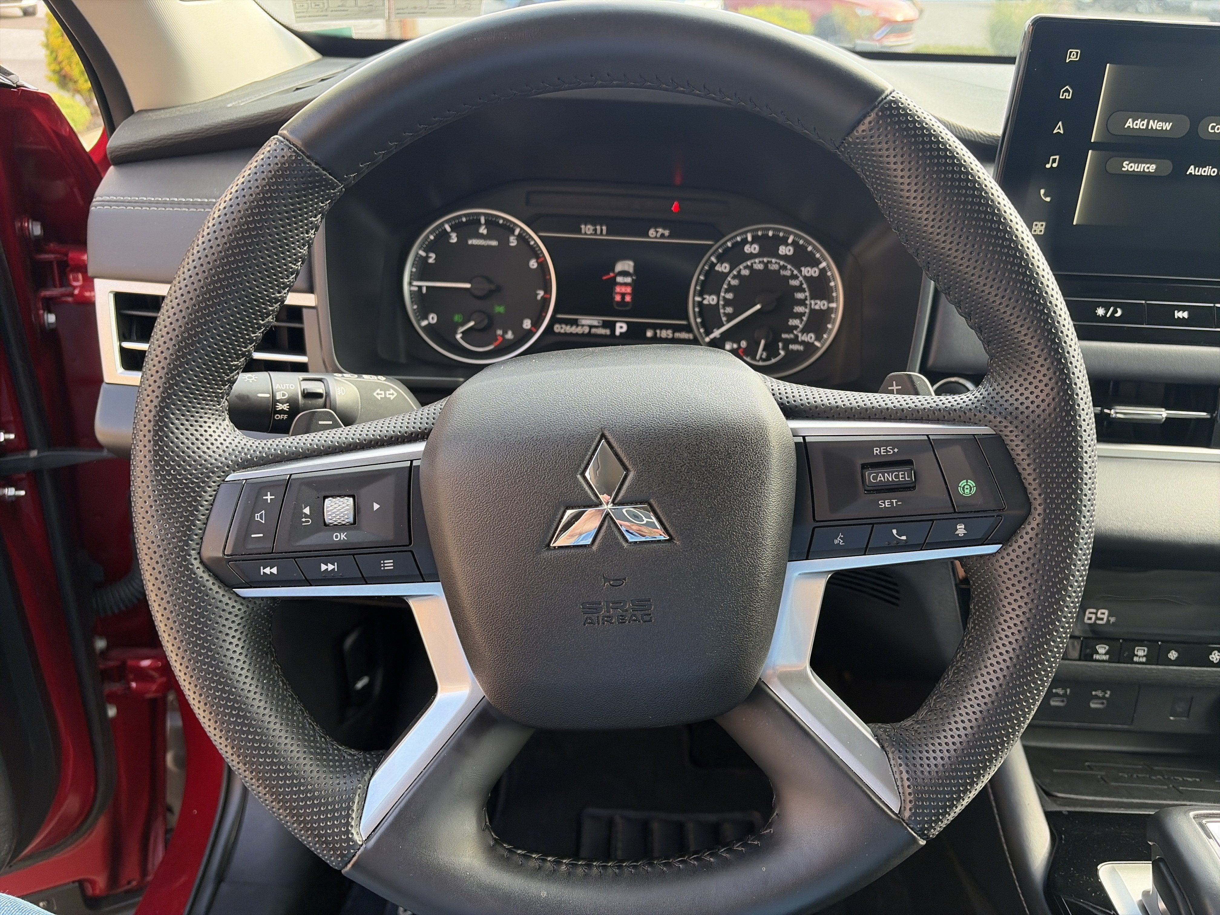 2025 Mitsubishi Outlander SE