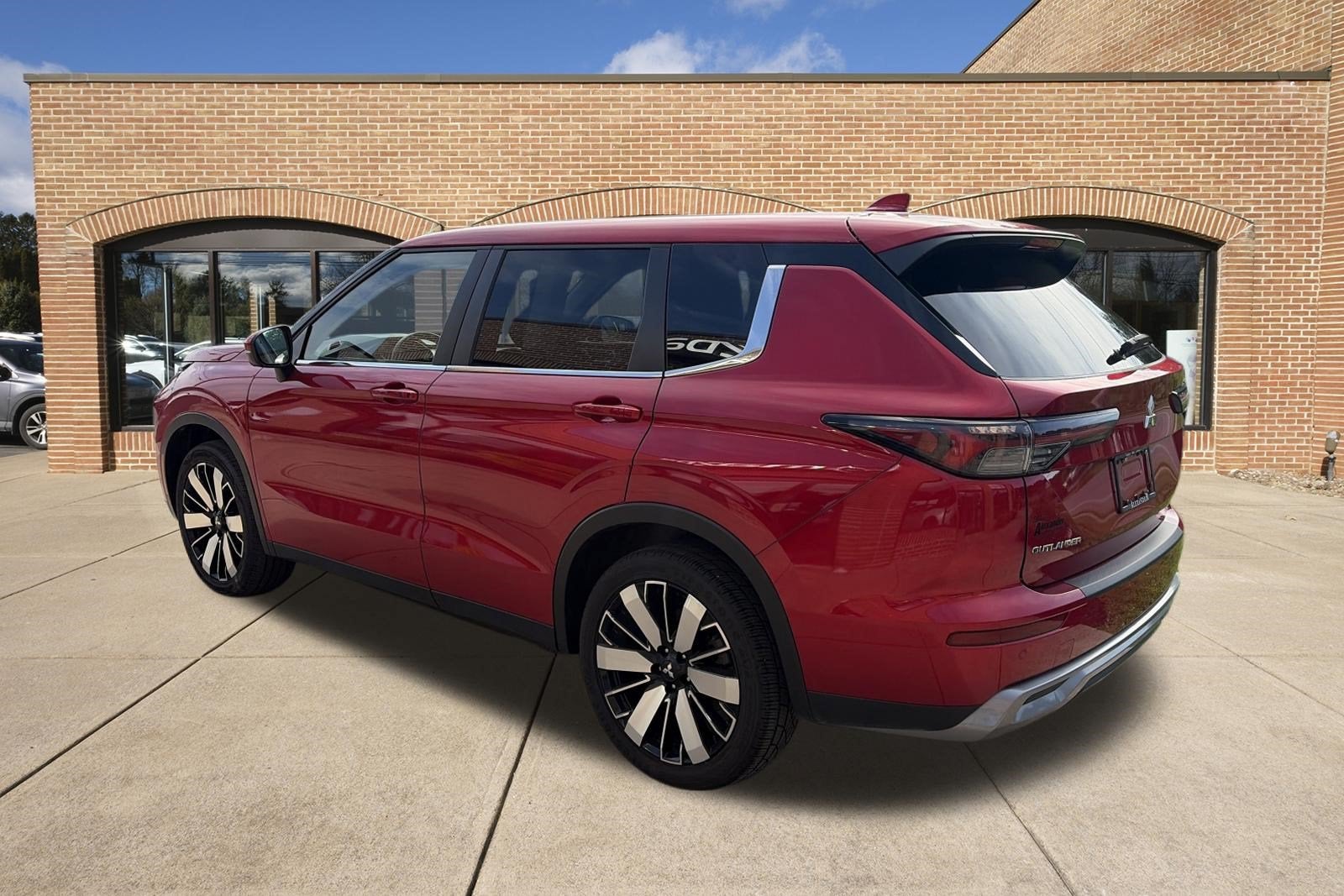 2025 Mitsubishi Outlander SE
