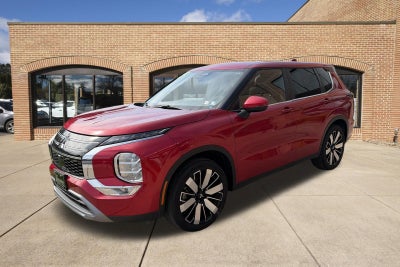 2025 Mitsubishi Outlander SE