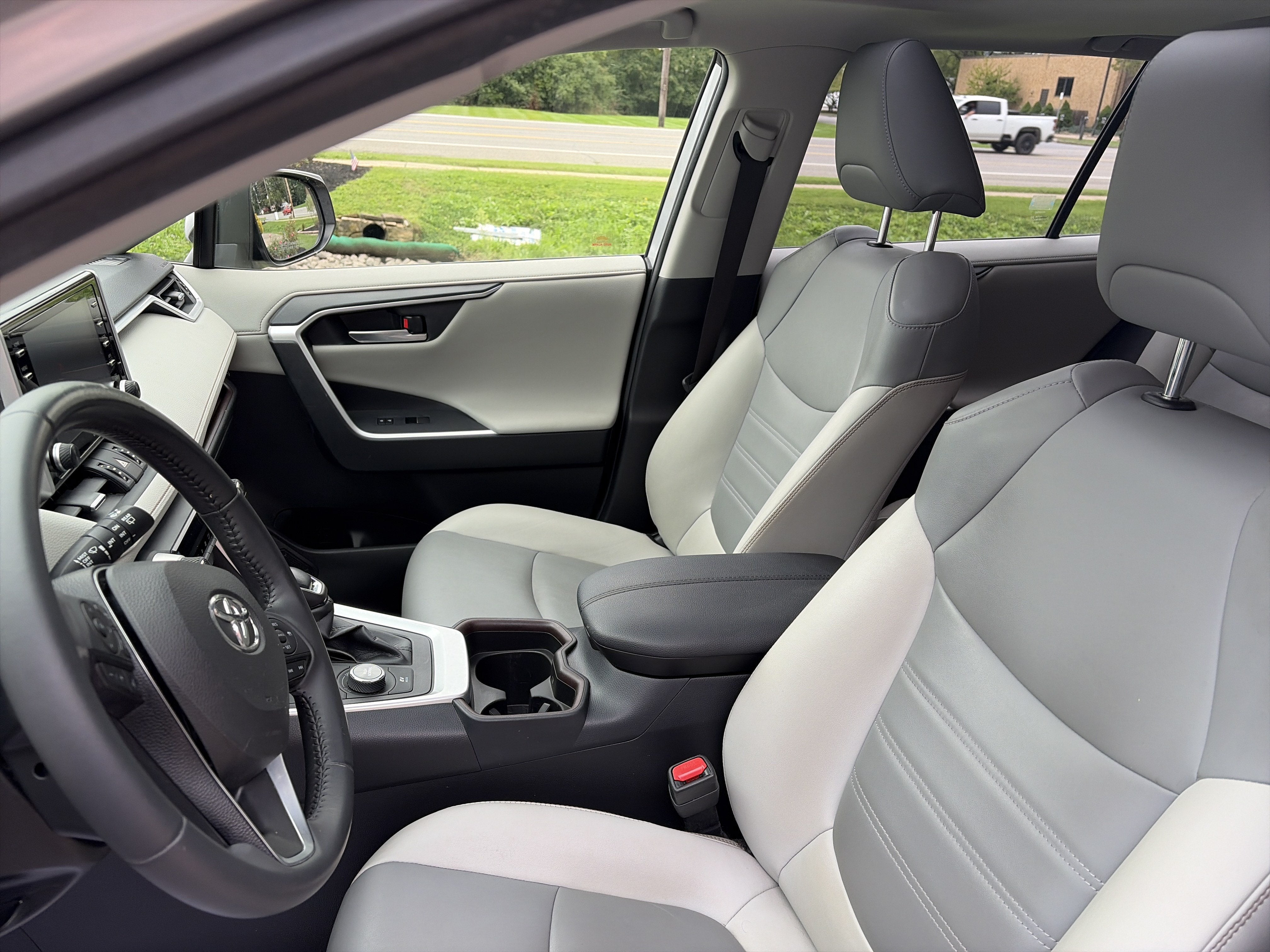 2019 Toyota RAV4 Hybrid Limited