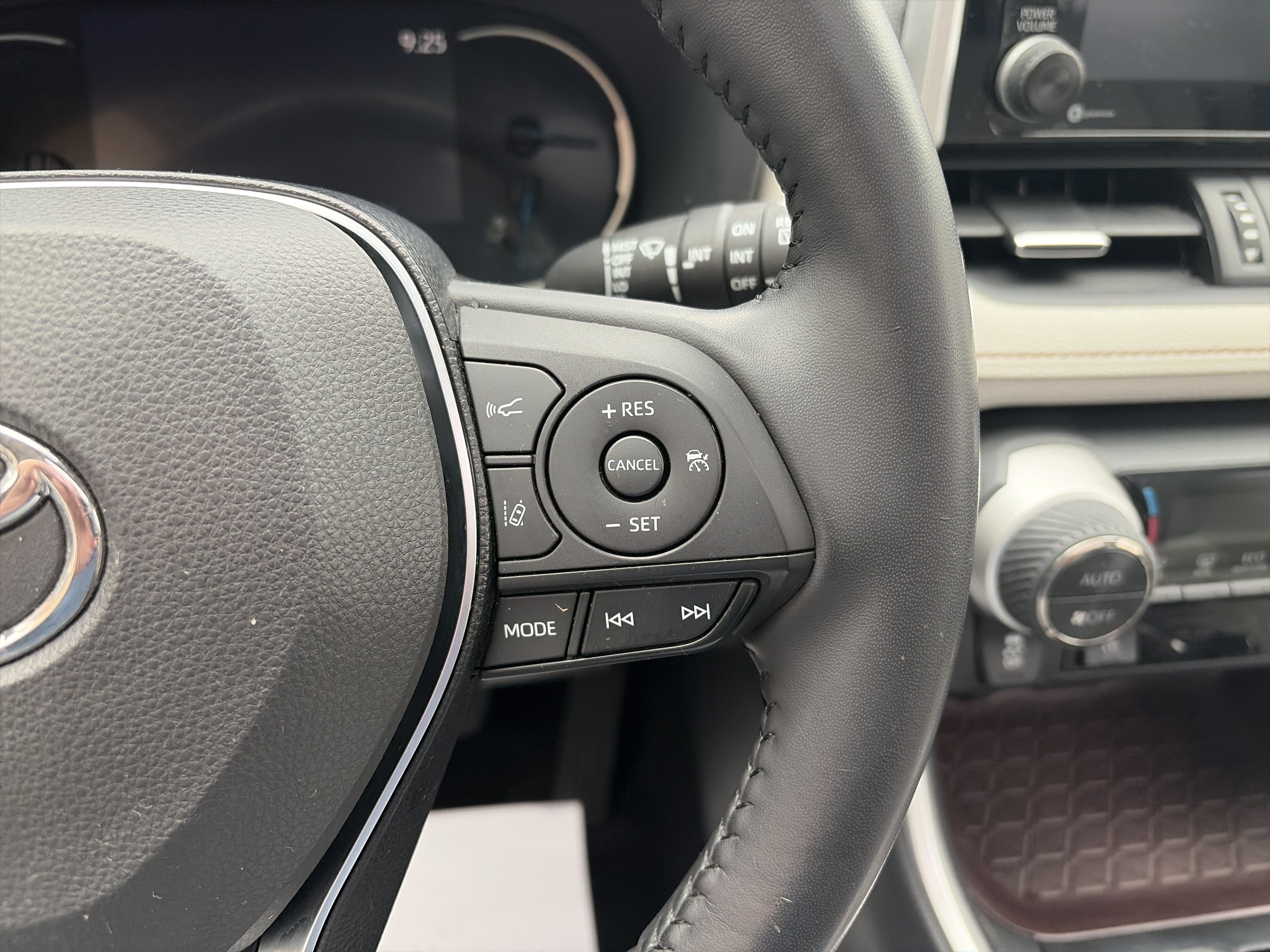 2019 Toyota RAV4 Hybrid Limited
