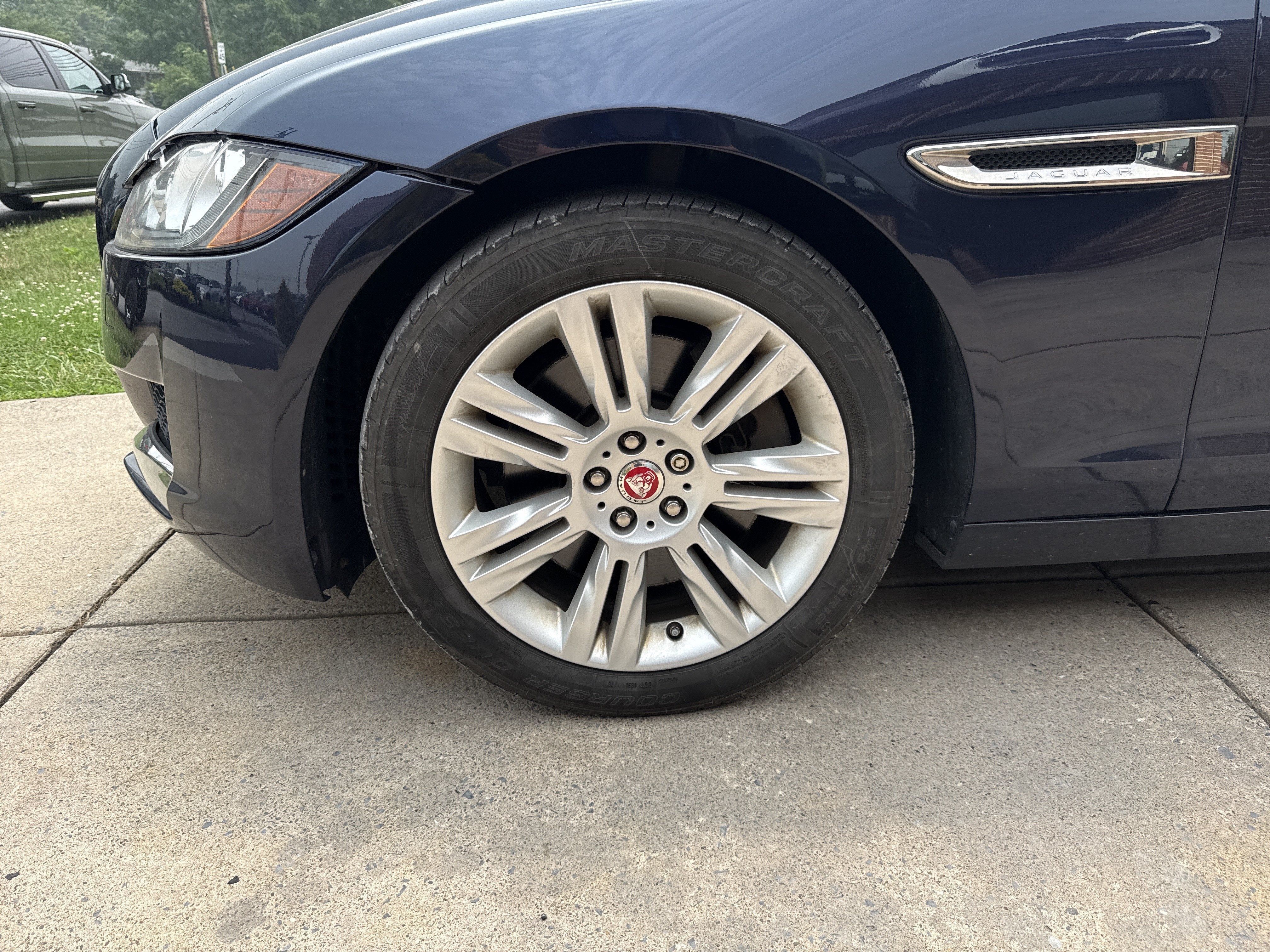 2017 Jaguar XF 35t Premium