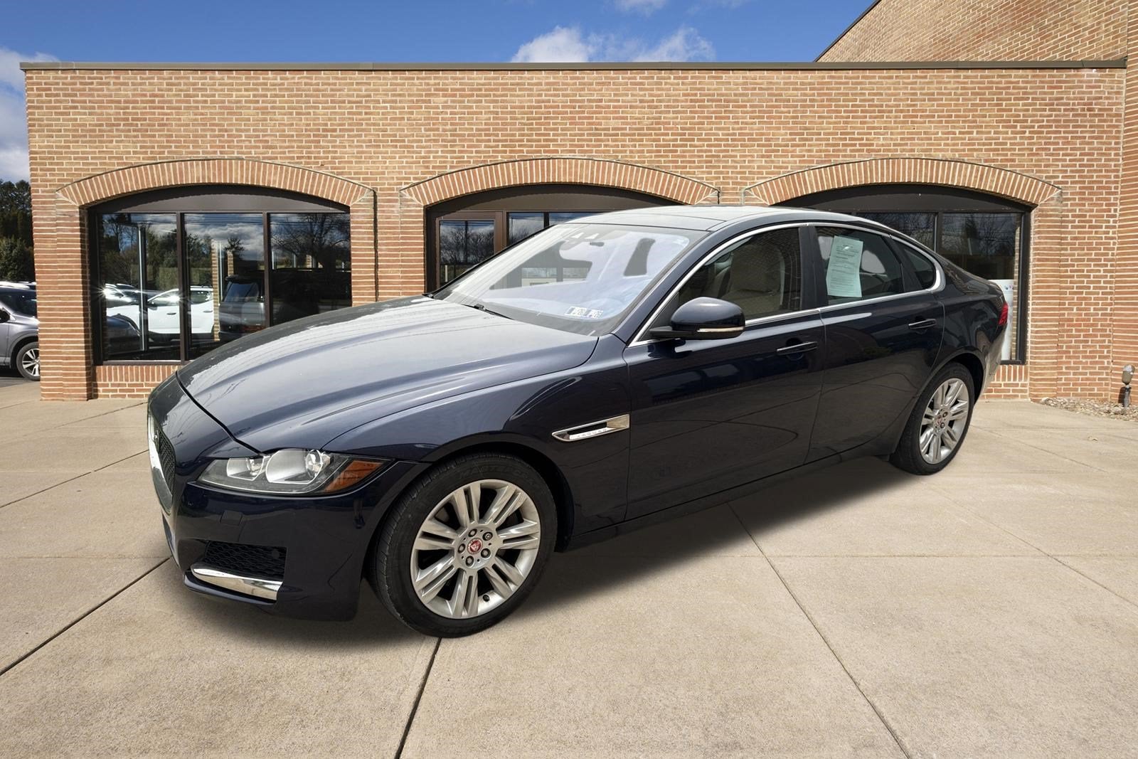 2017 Jaguar XF 35t Premium