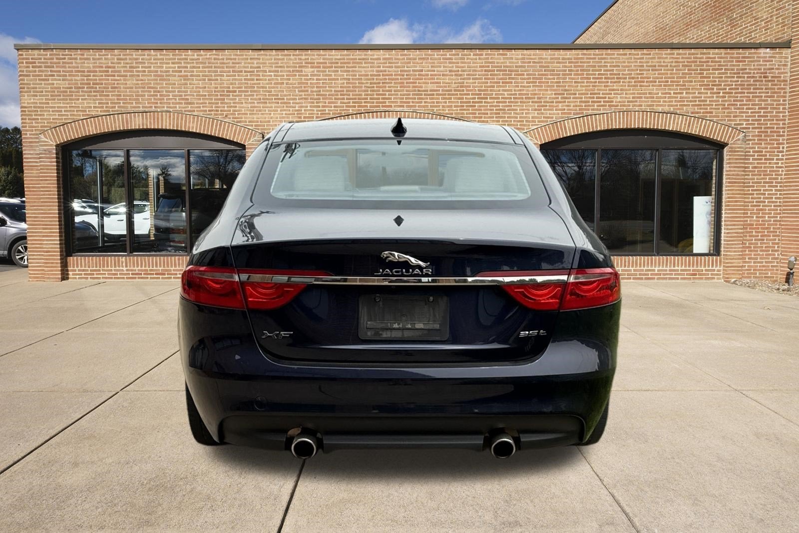 2017 Jaguar XF 35t Premium