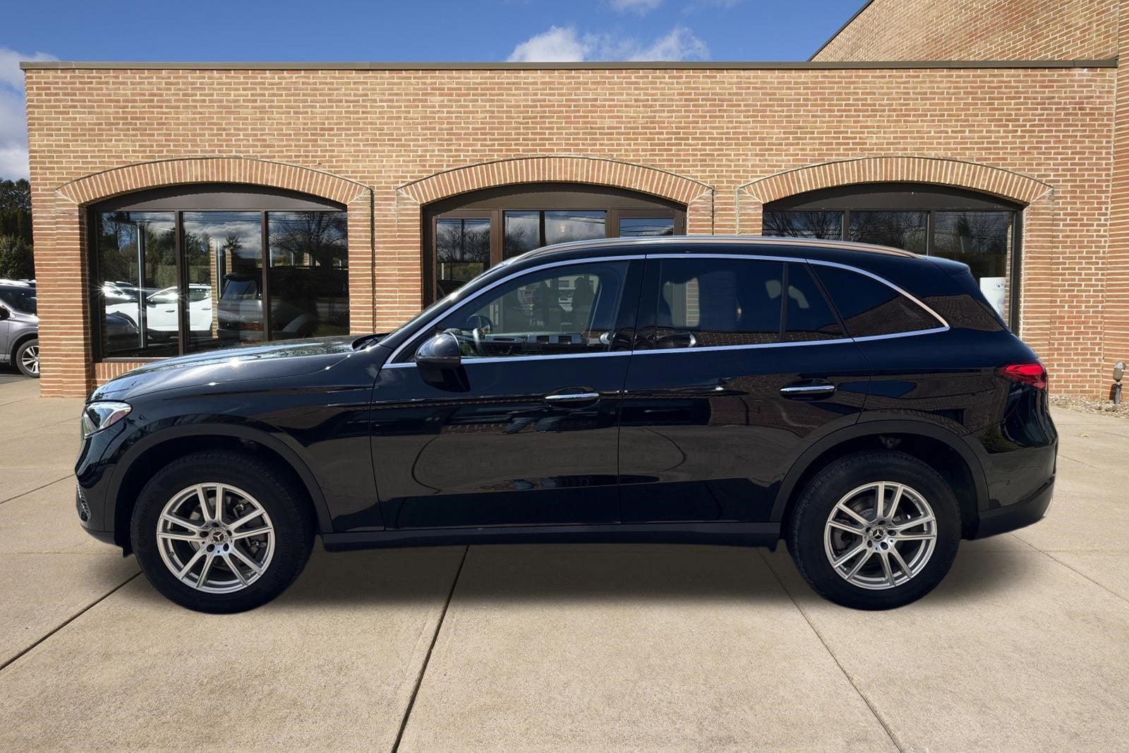 2023 Mercedes-Benz GLC GLC 300