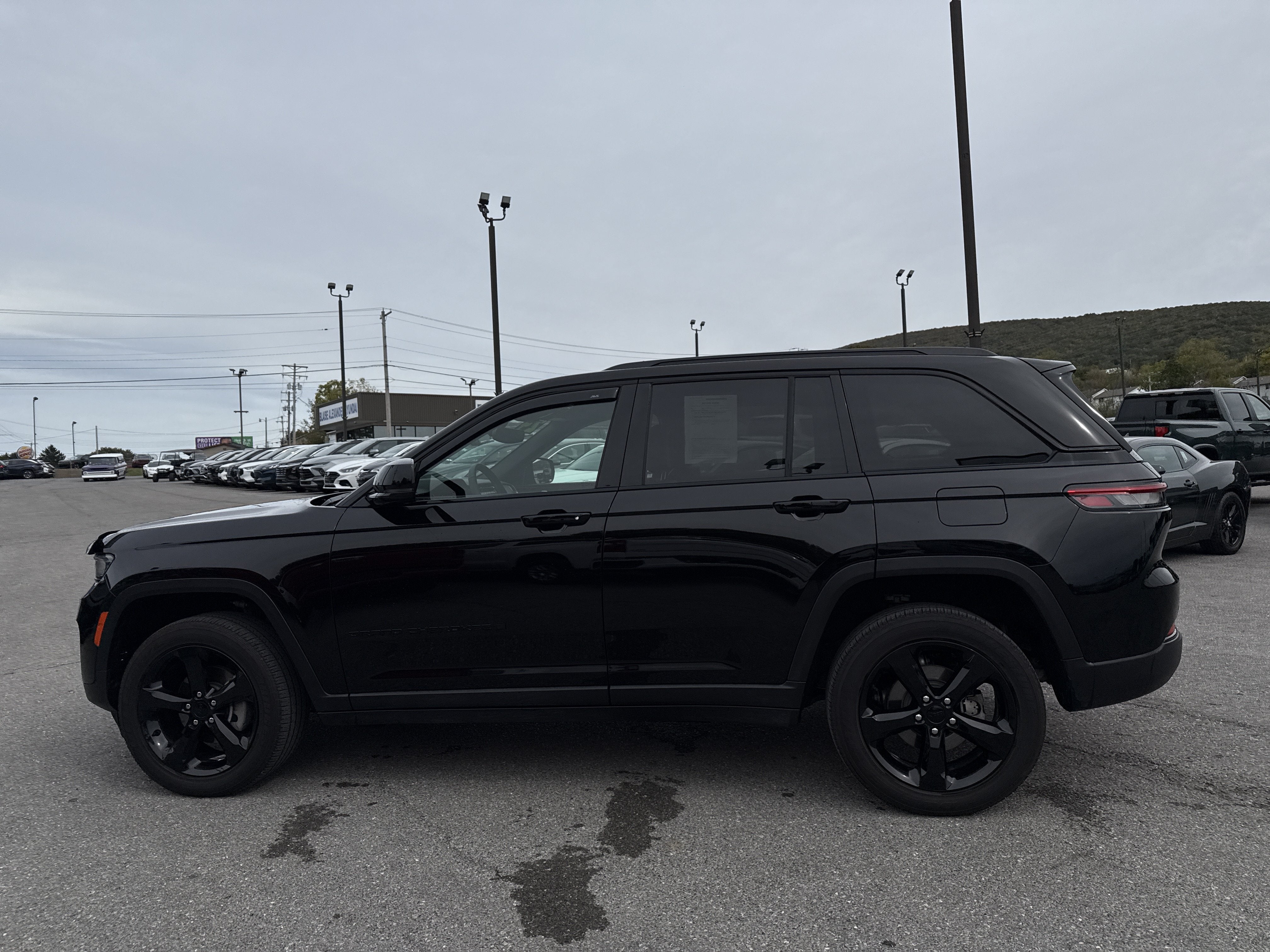 2024 Jeep Grand Cherokee Altitude