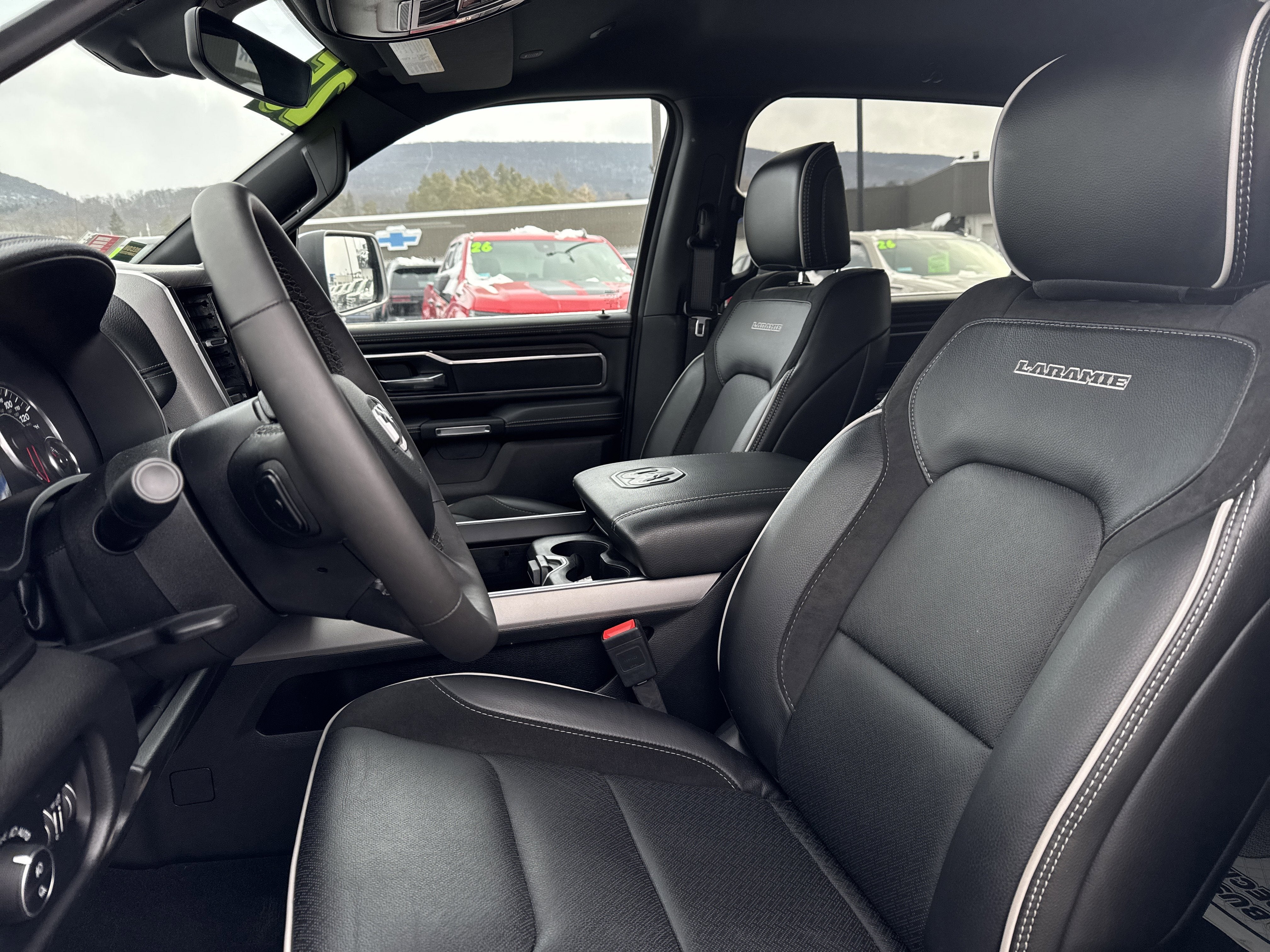 2025 RAM 1500 Laramie