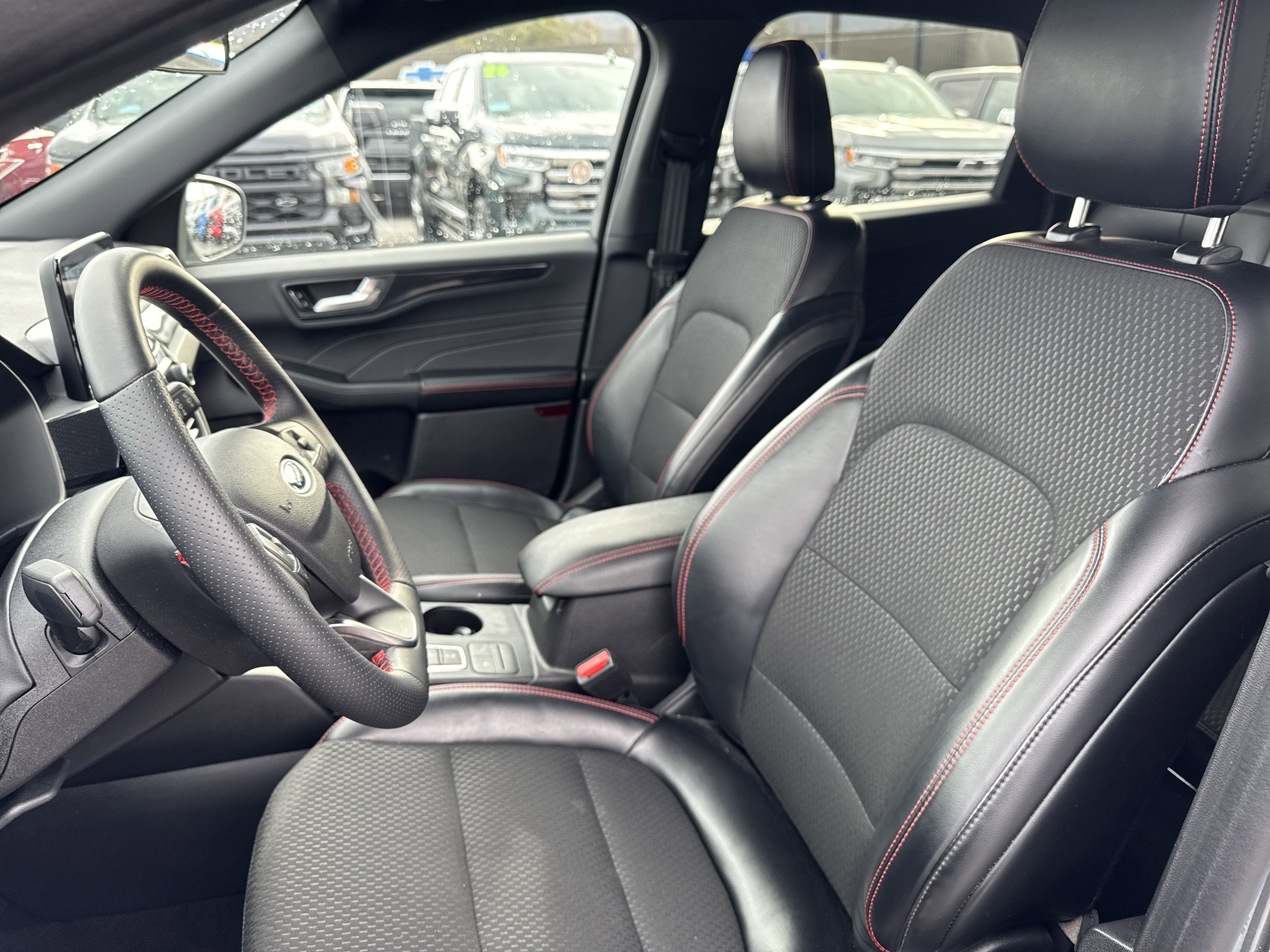 2025 Ford Escape ST-Line