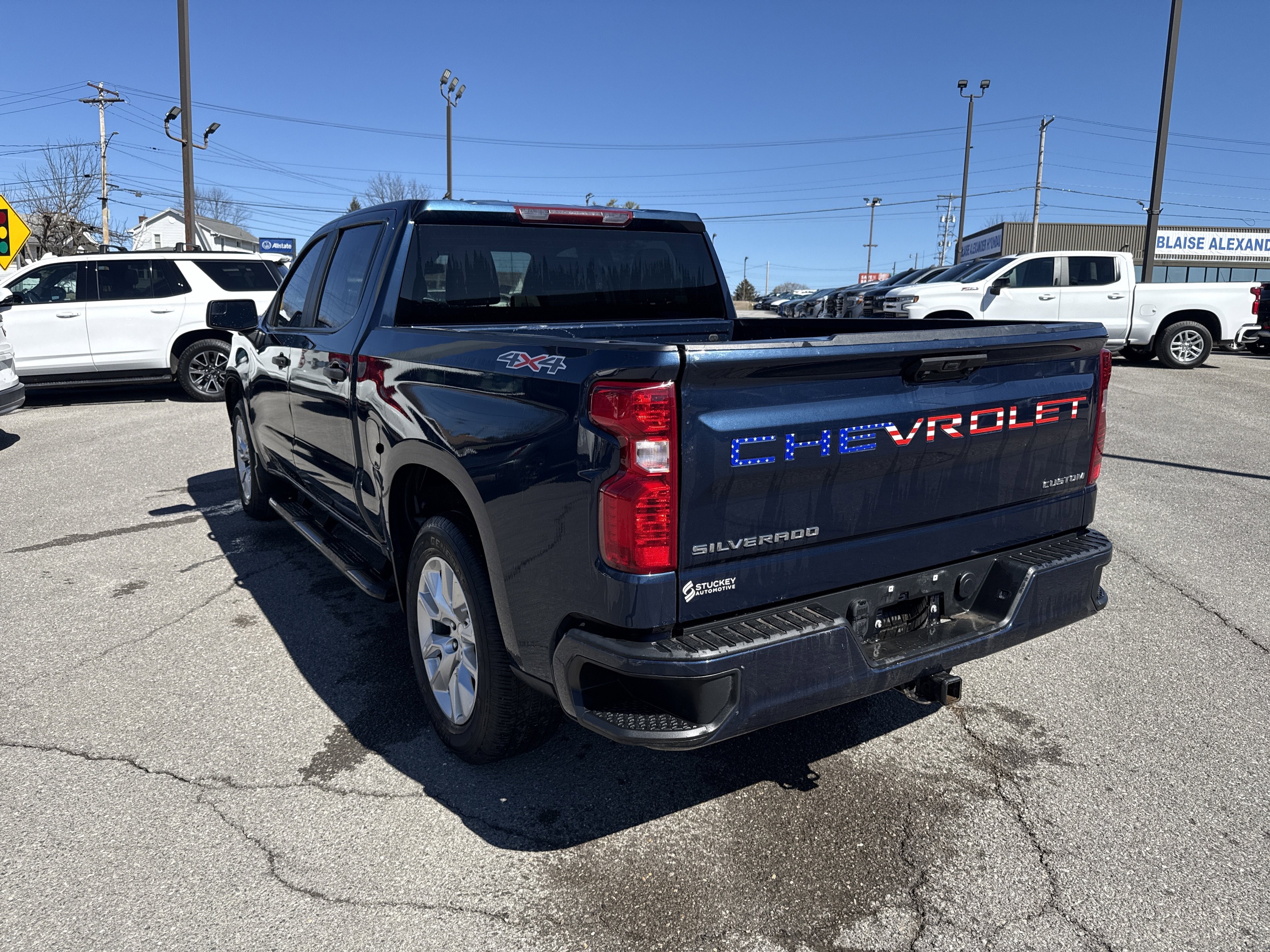 2022 Chevrolet Silverado 1500 Custom