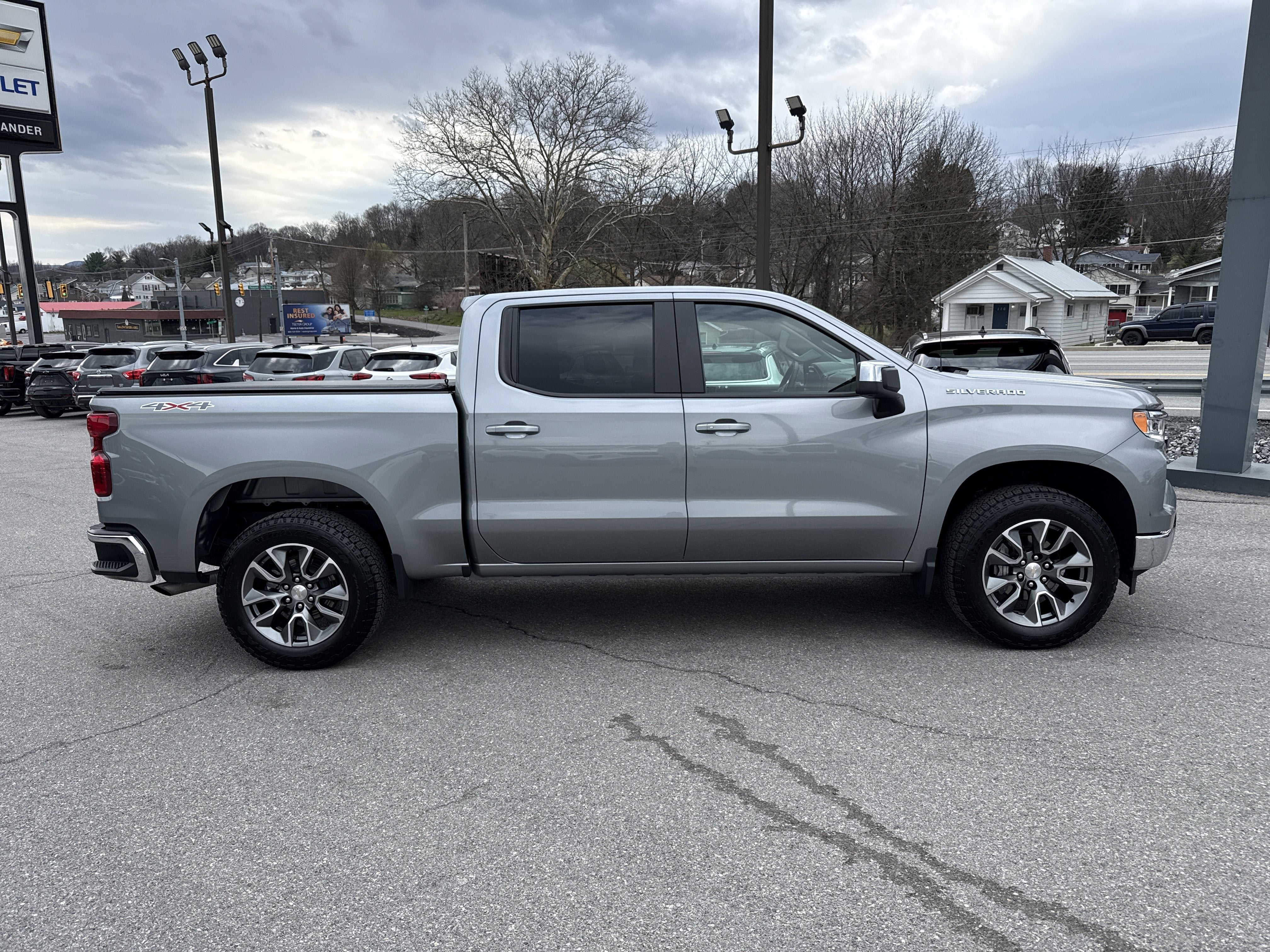 2024 Chevrolet Silverado 1500 LT