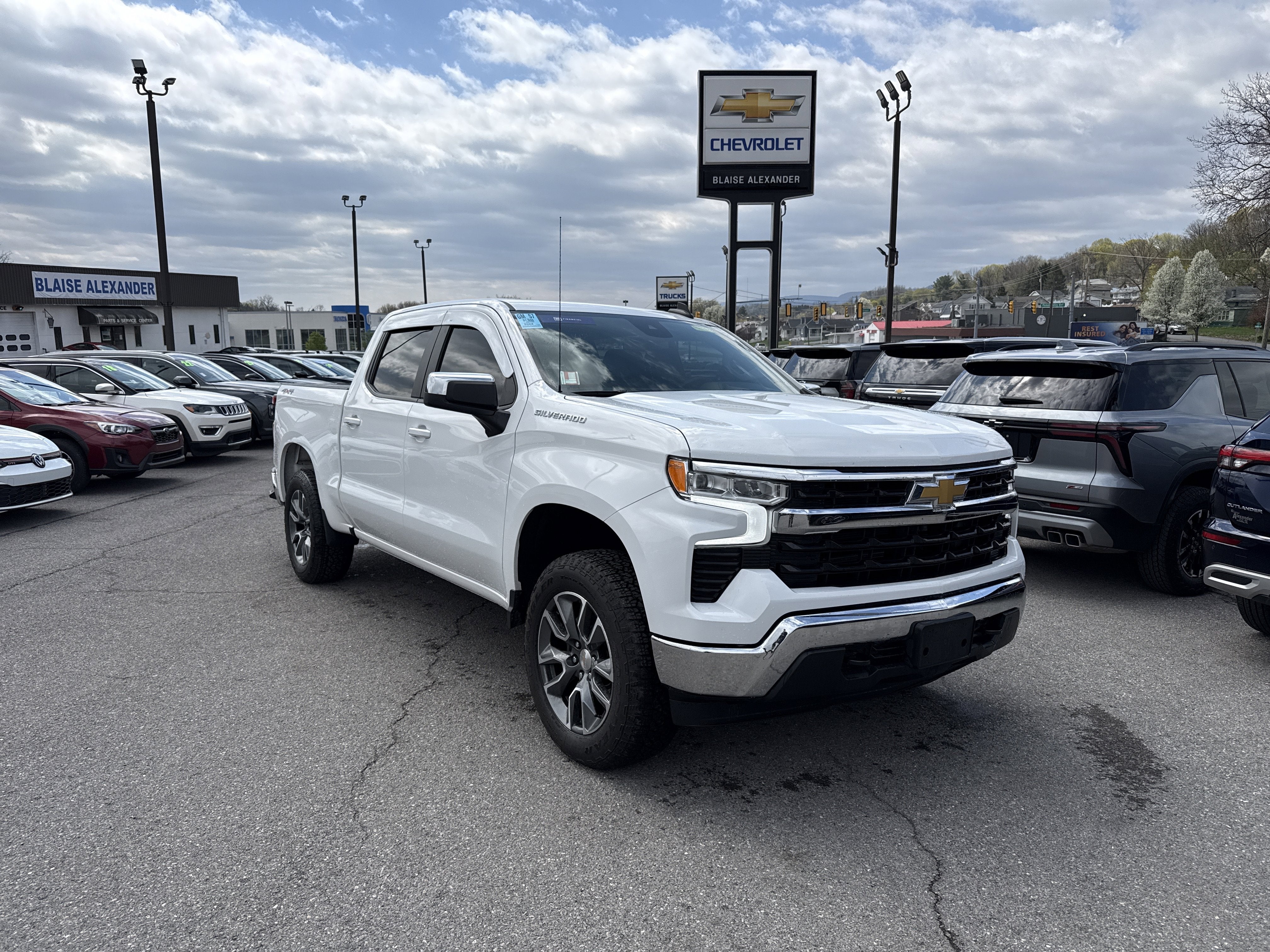 2024 Chevrolet Silverado 1500 LT