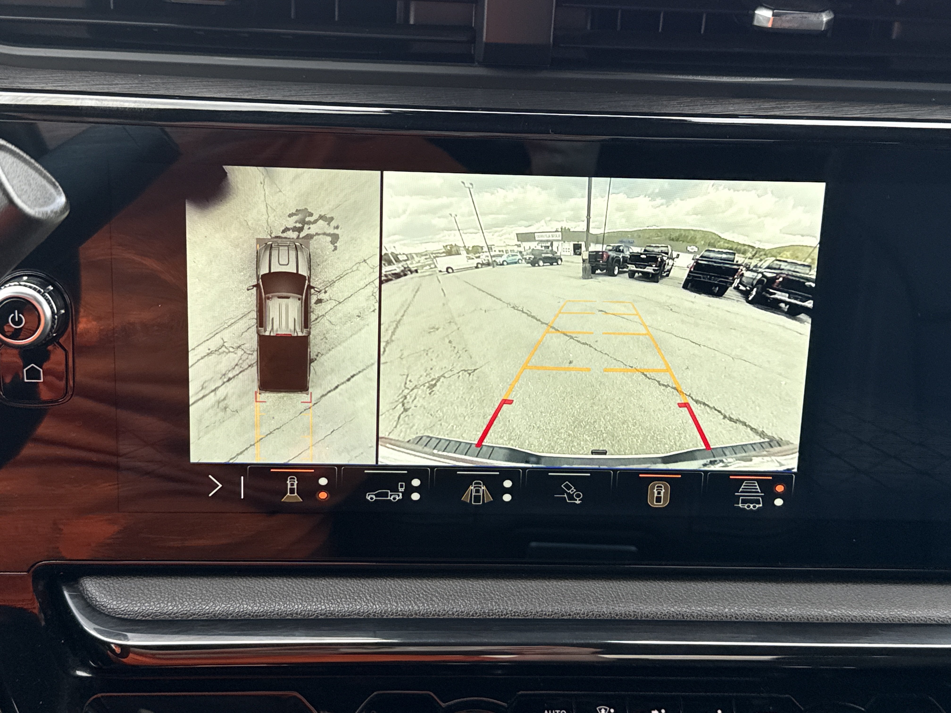 2025 GMC Sierra 2500HD AT4