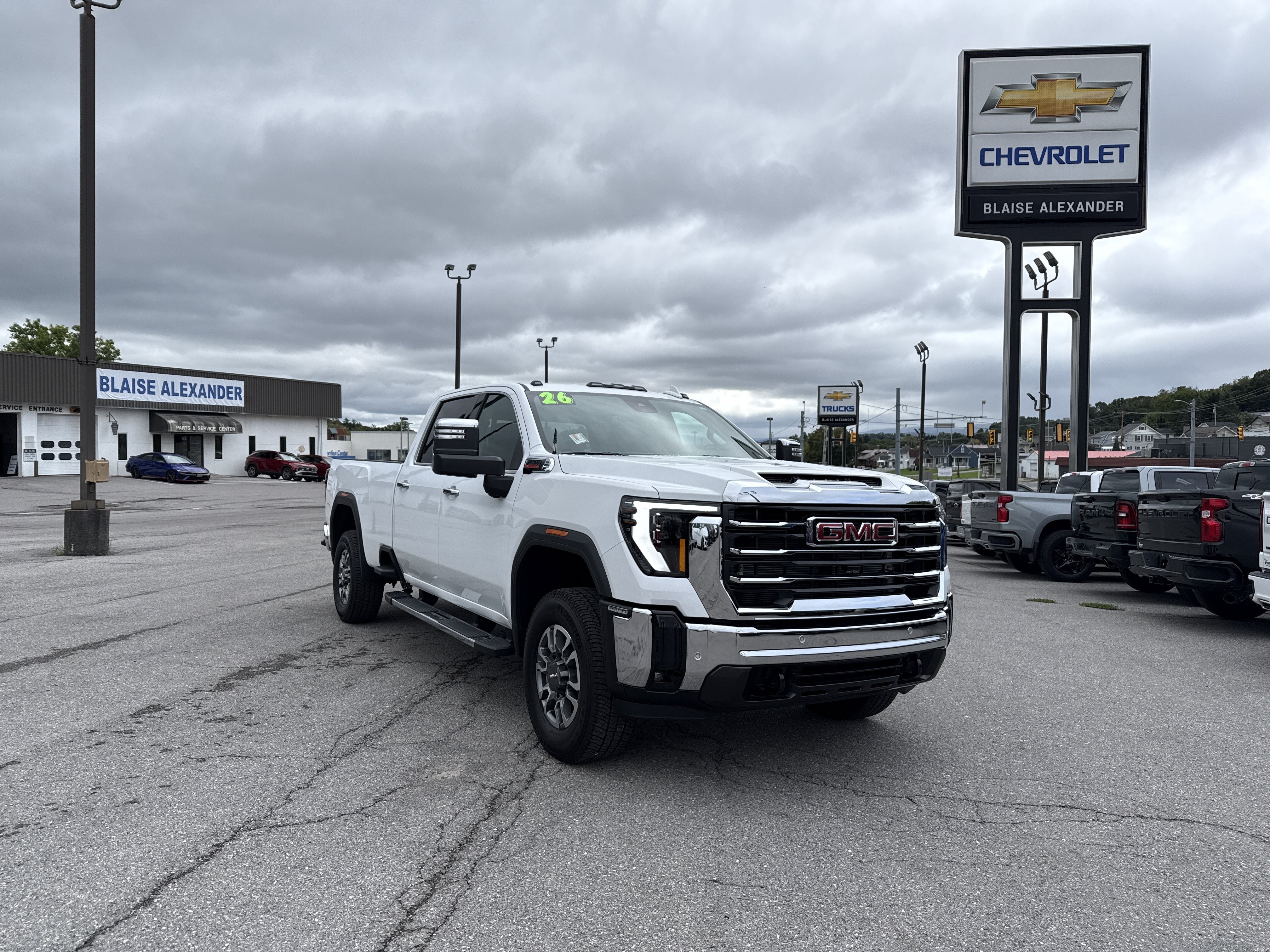 2026 GMC Sierra 3500HD SLT