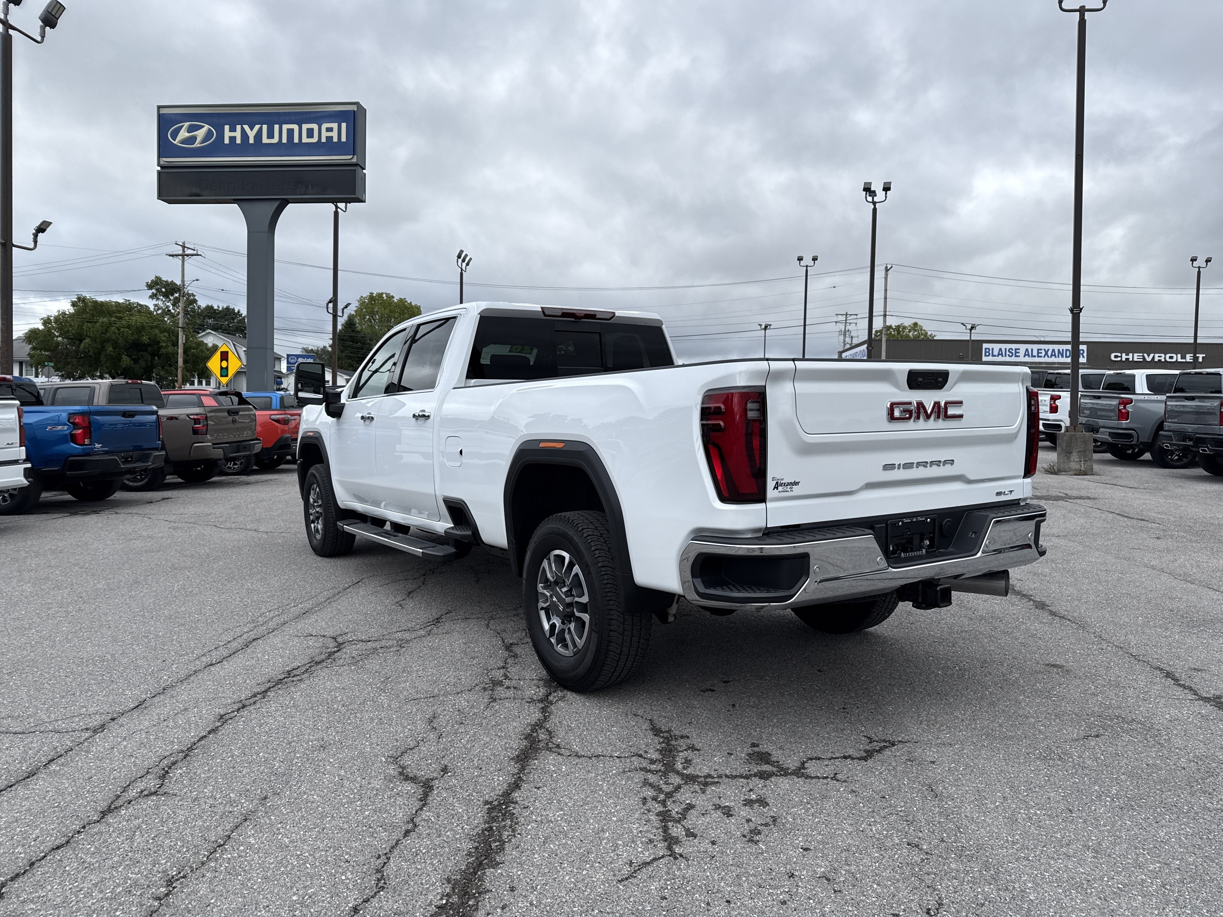 2026 GMC Sierra 3500HD SLT