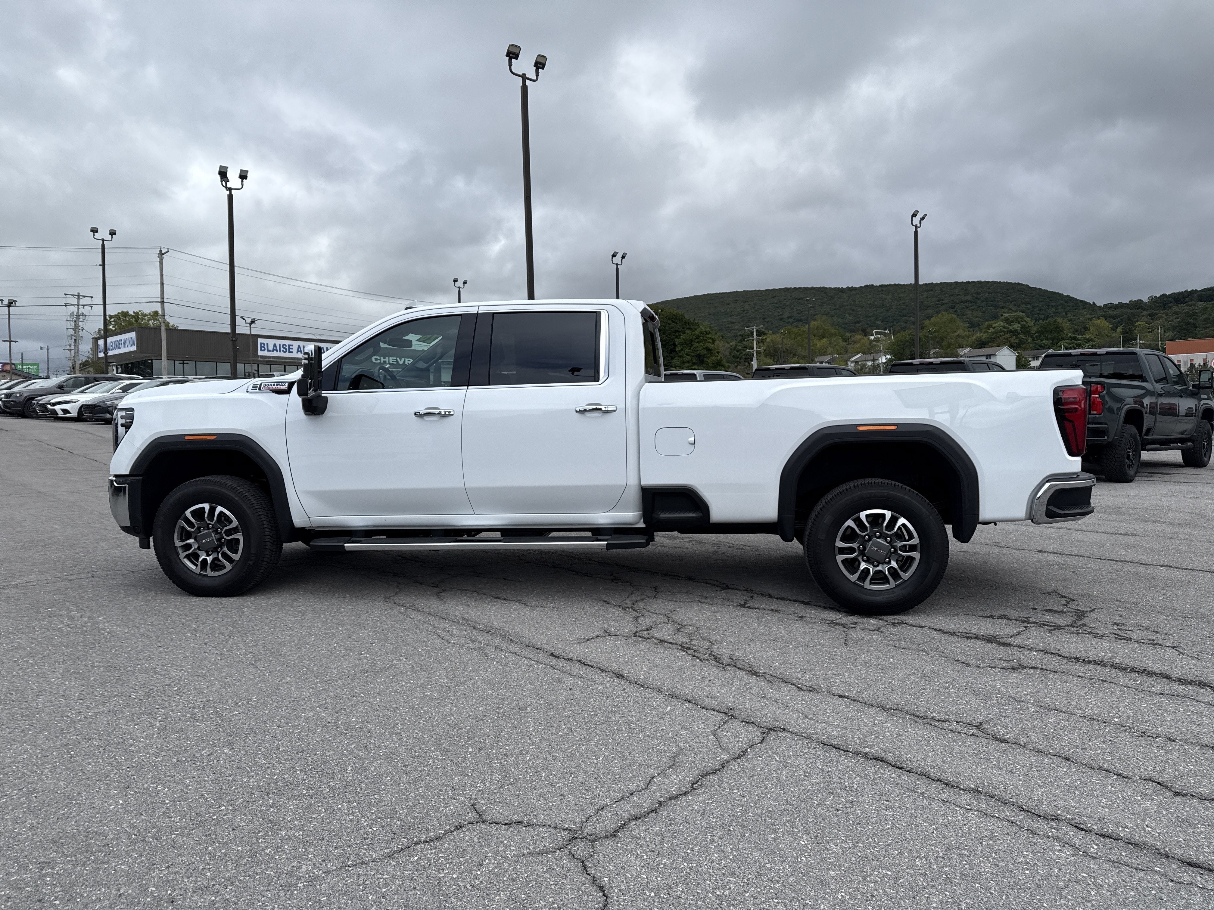 2026 GMC Sierra 3500HD SLT