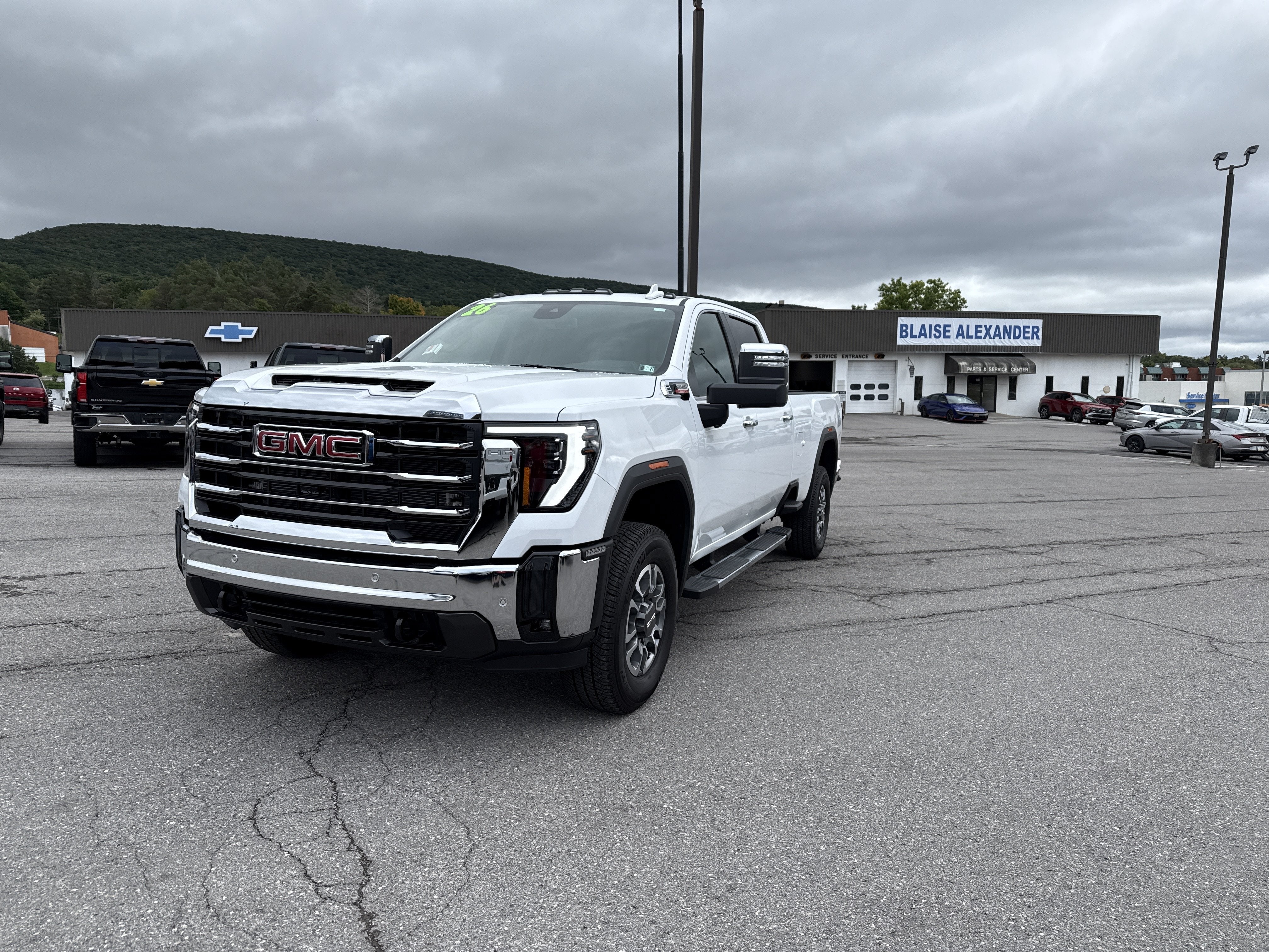 2026 GMC Sierra 3500HD SLT