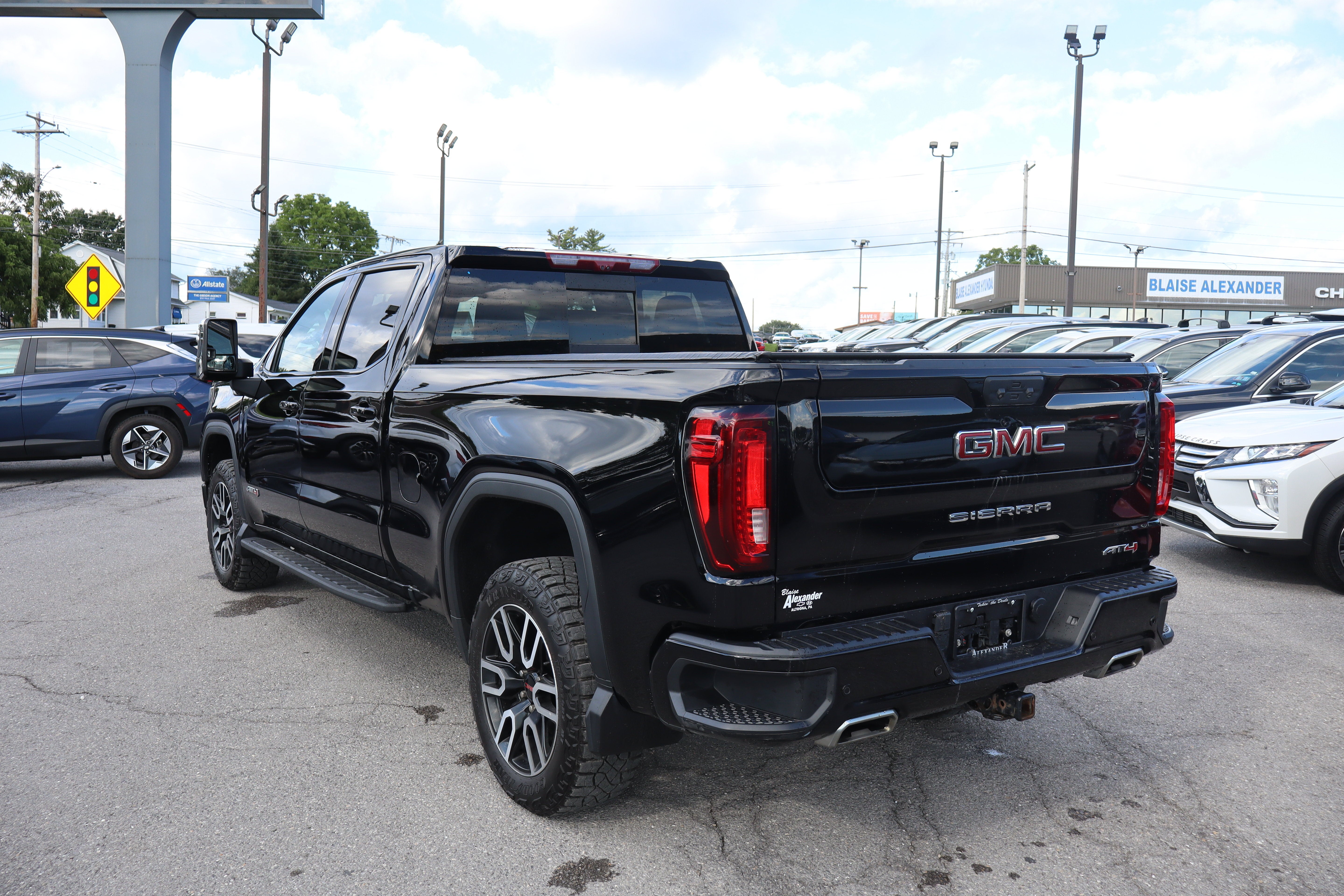 2024 GMC Sierra 1500 AT4