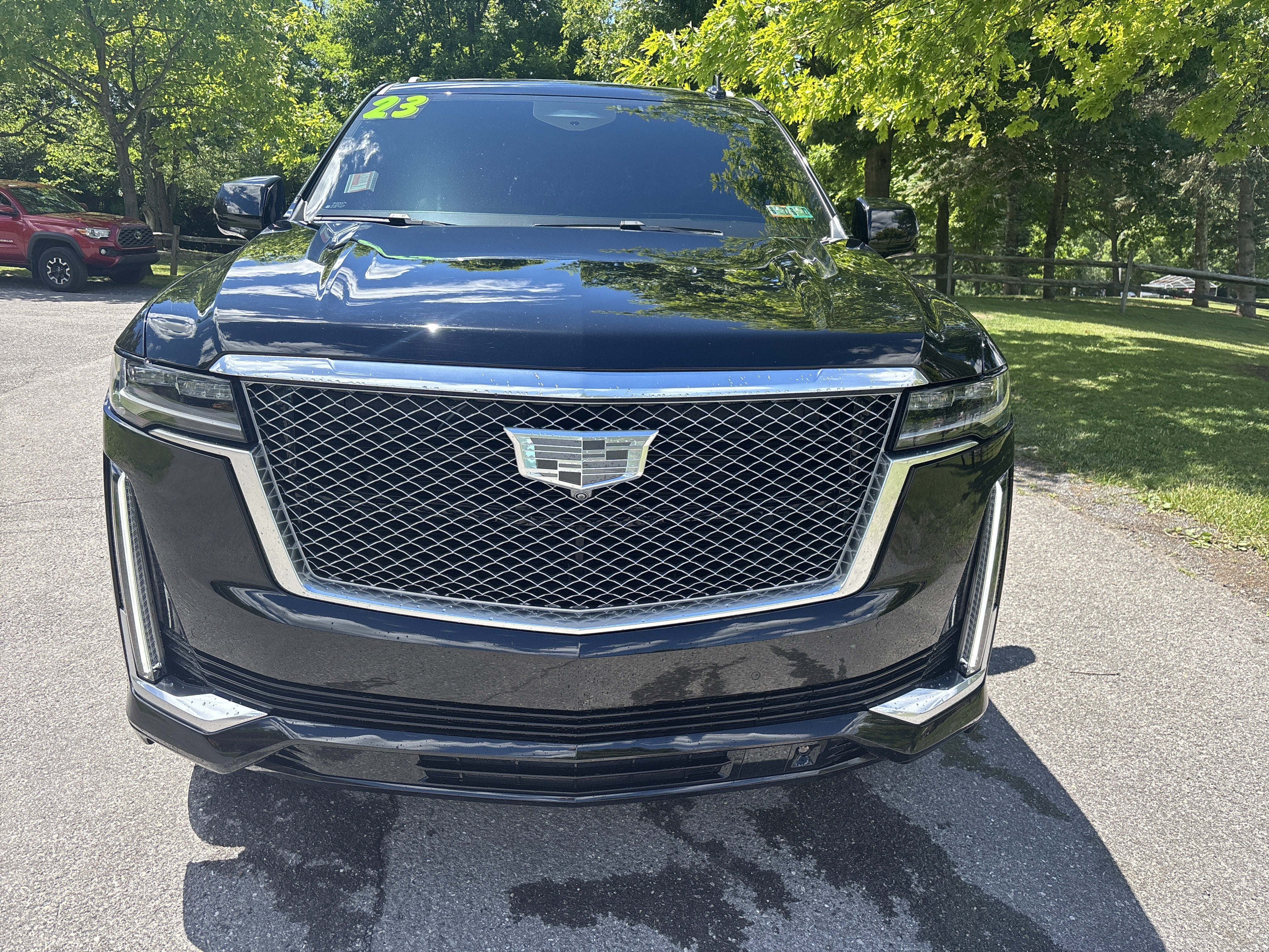 2023 Cadillac Escalade ESV 4WD Premium Luxury