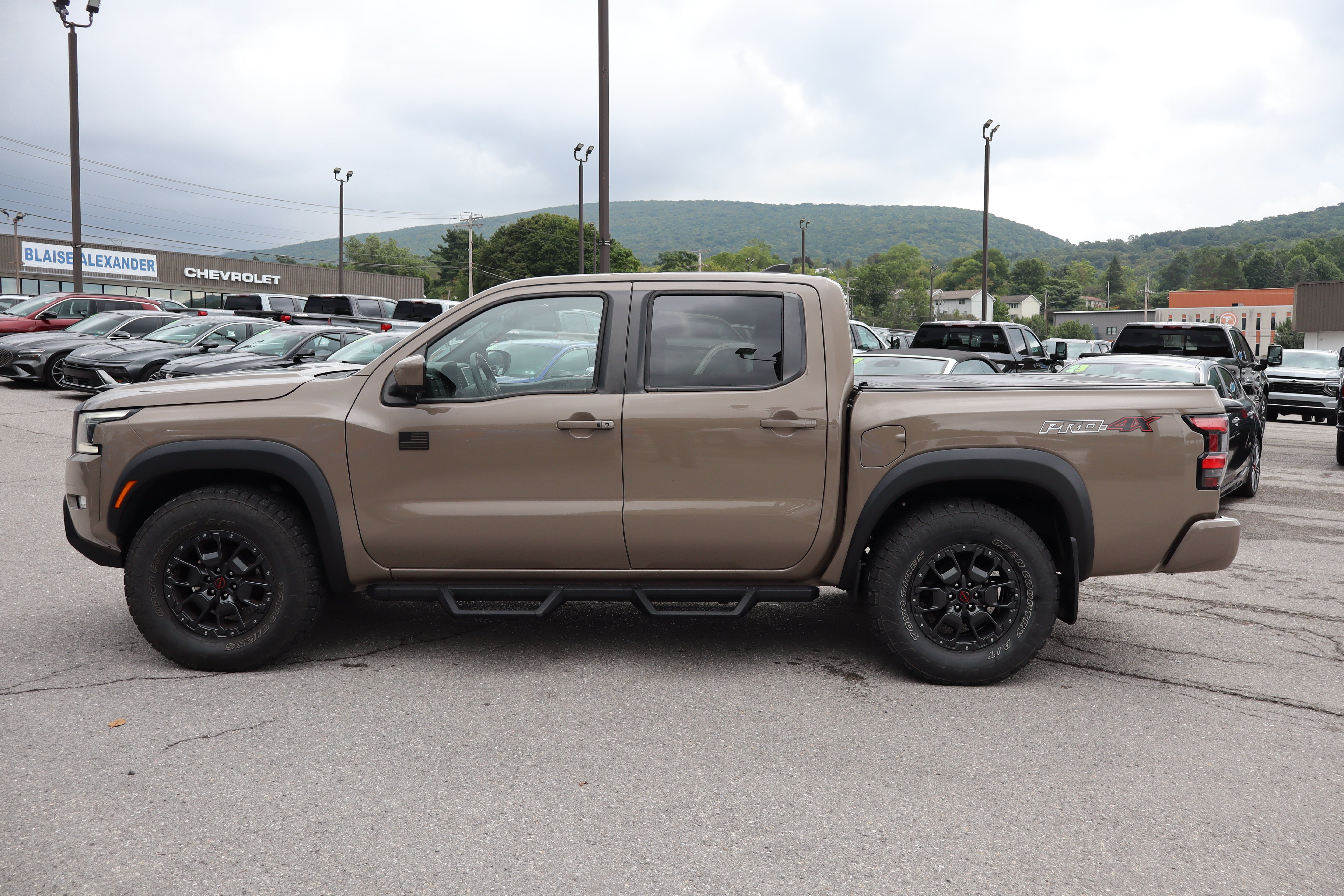 2023 Nissan Frontier PRO-4X