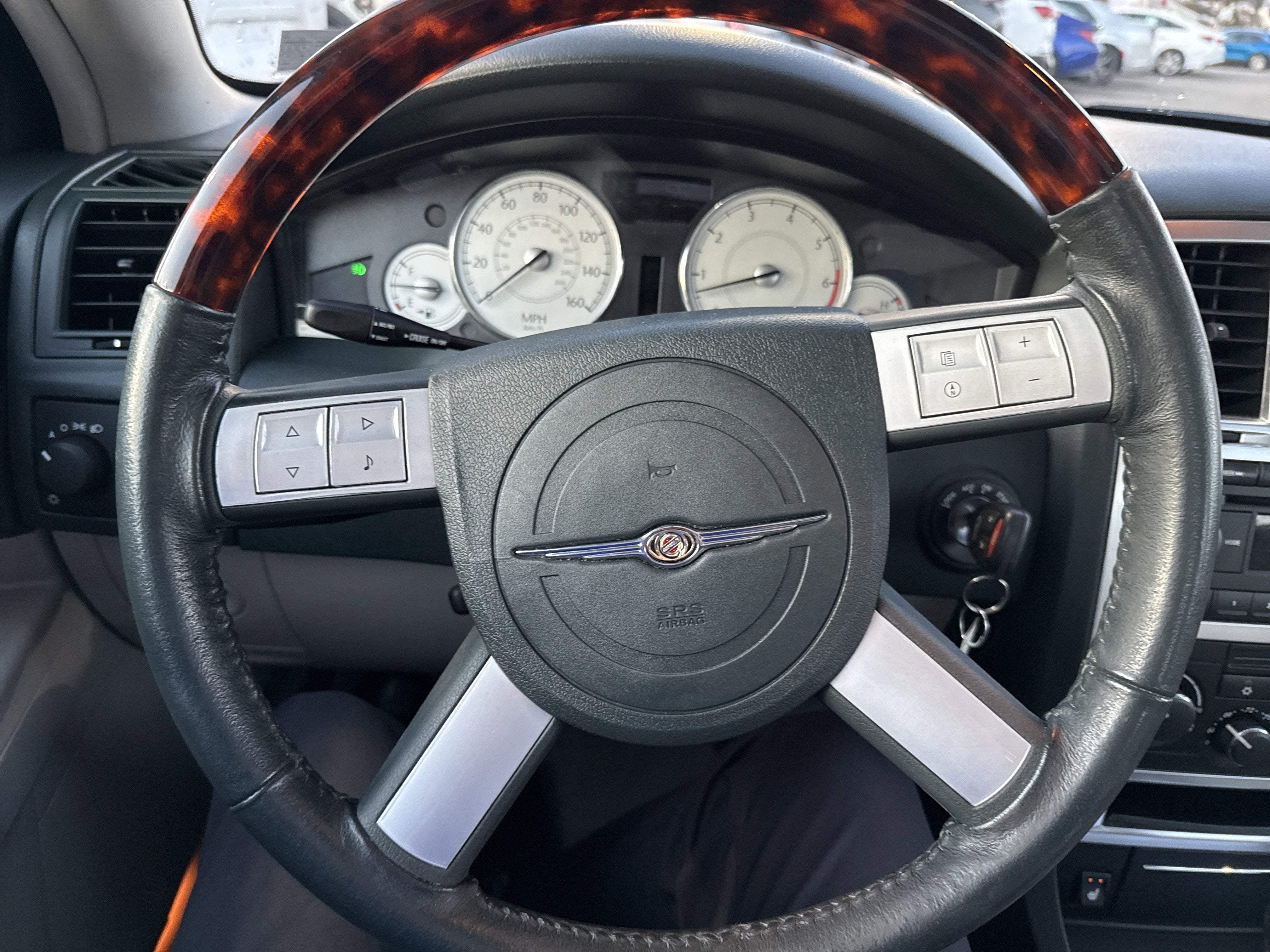 2005 Chrysler 300 300C