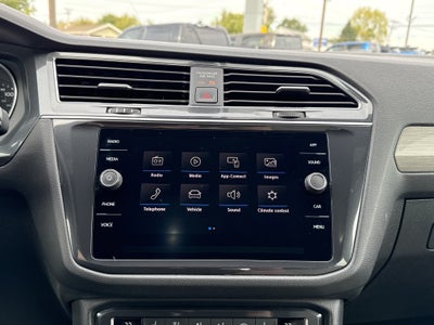2020 Volkswagen Tiguan SE R-Line Black