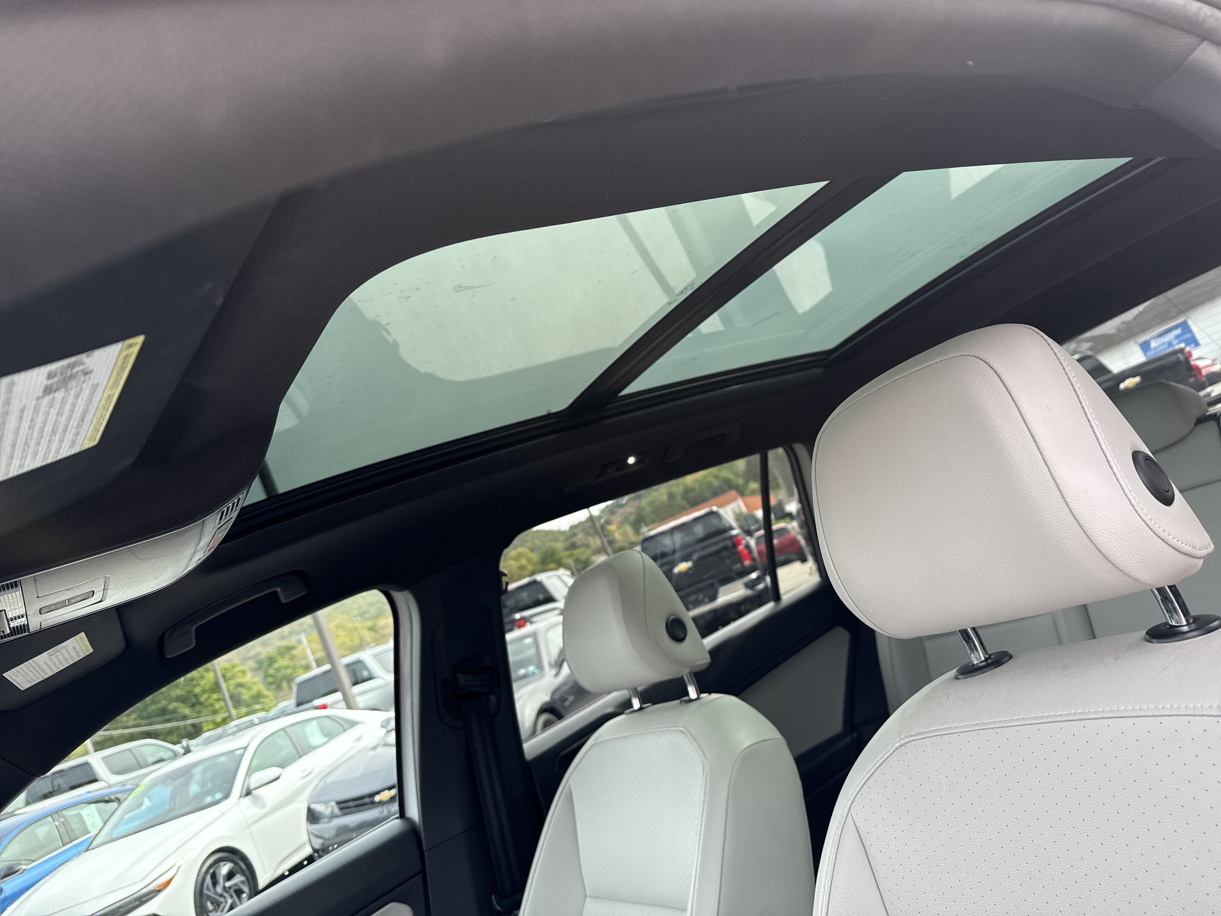 2020 Volkswagen Tiguan SE R-Line Black