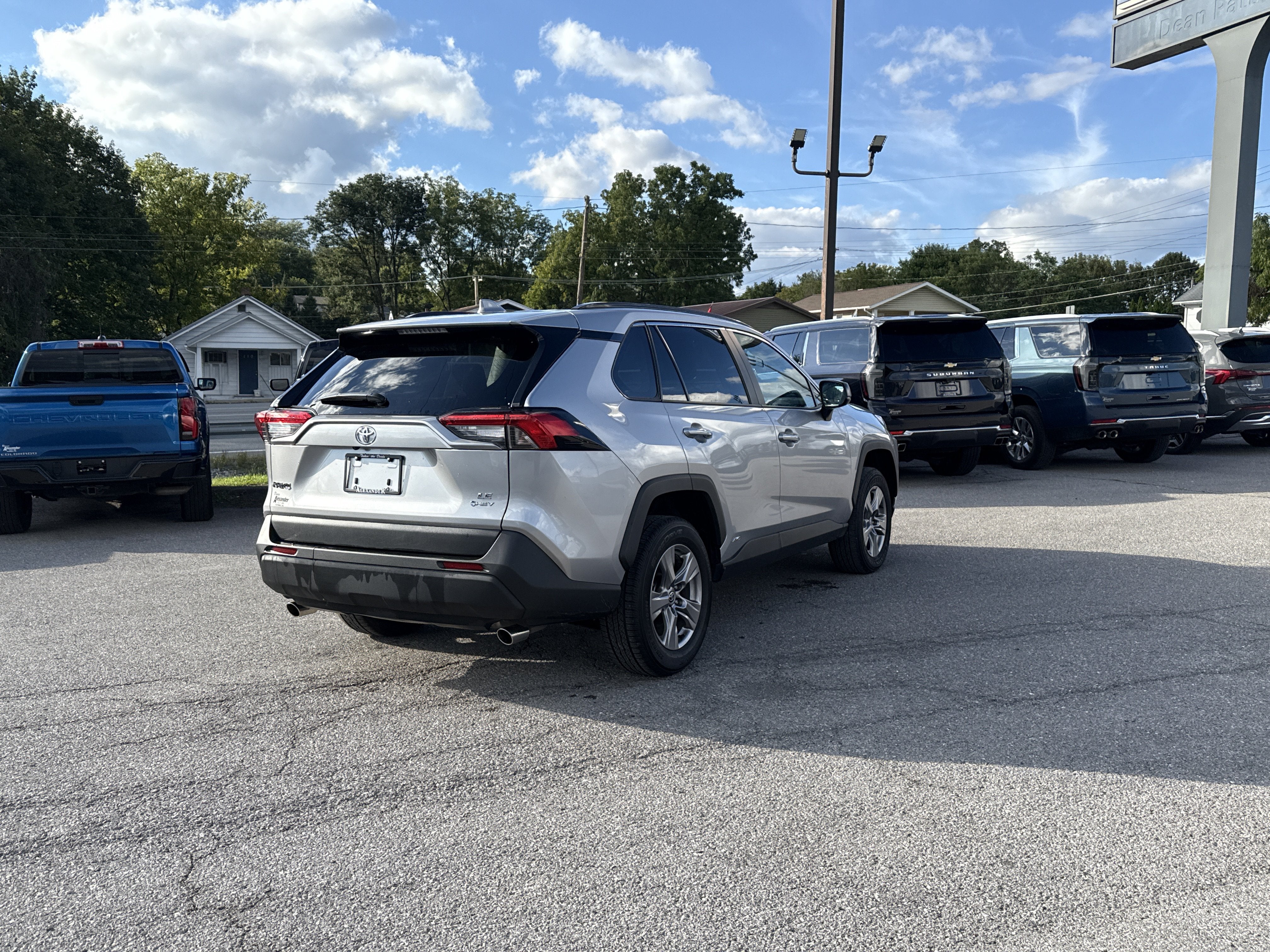 2025 Toyota RAV4 Hybrid LE