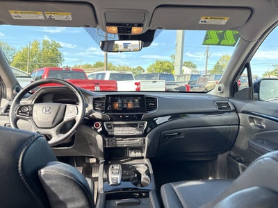 2022 Honda Pilot Touring 8-Passenger